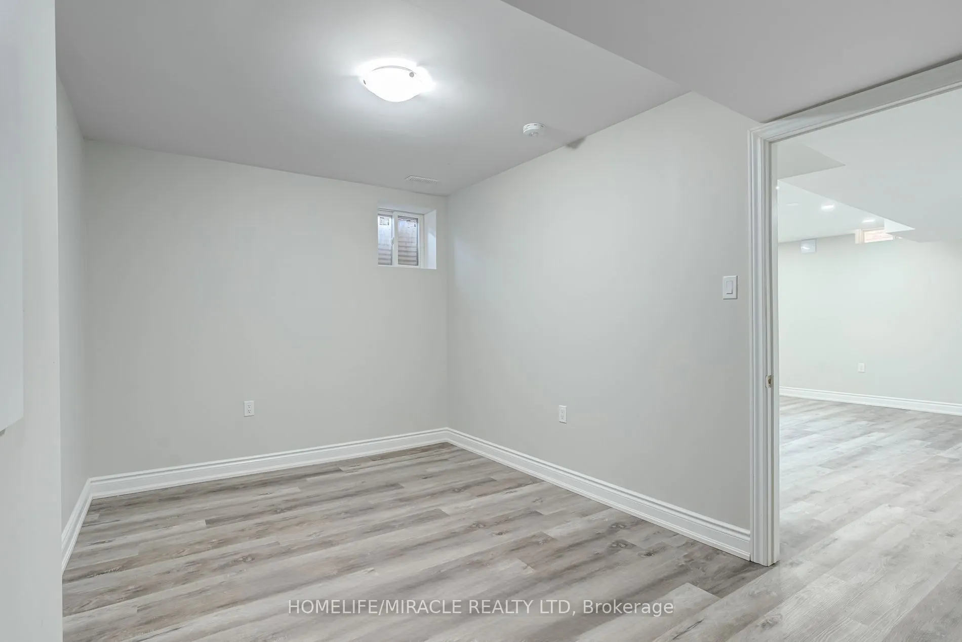 190 Fandango Drive, #Legal Bsmt