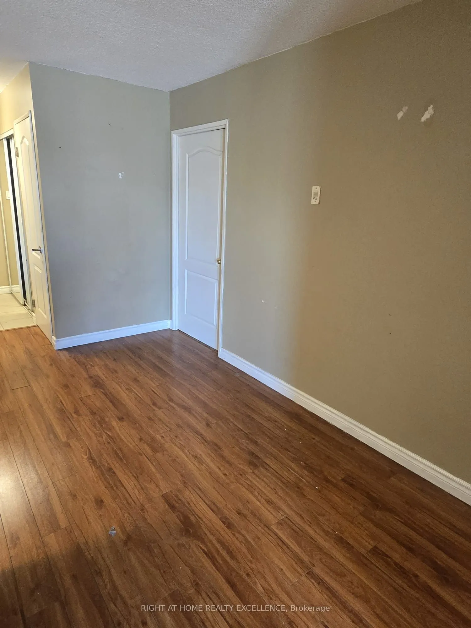 7405 Goreway Drive, #202