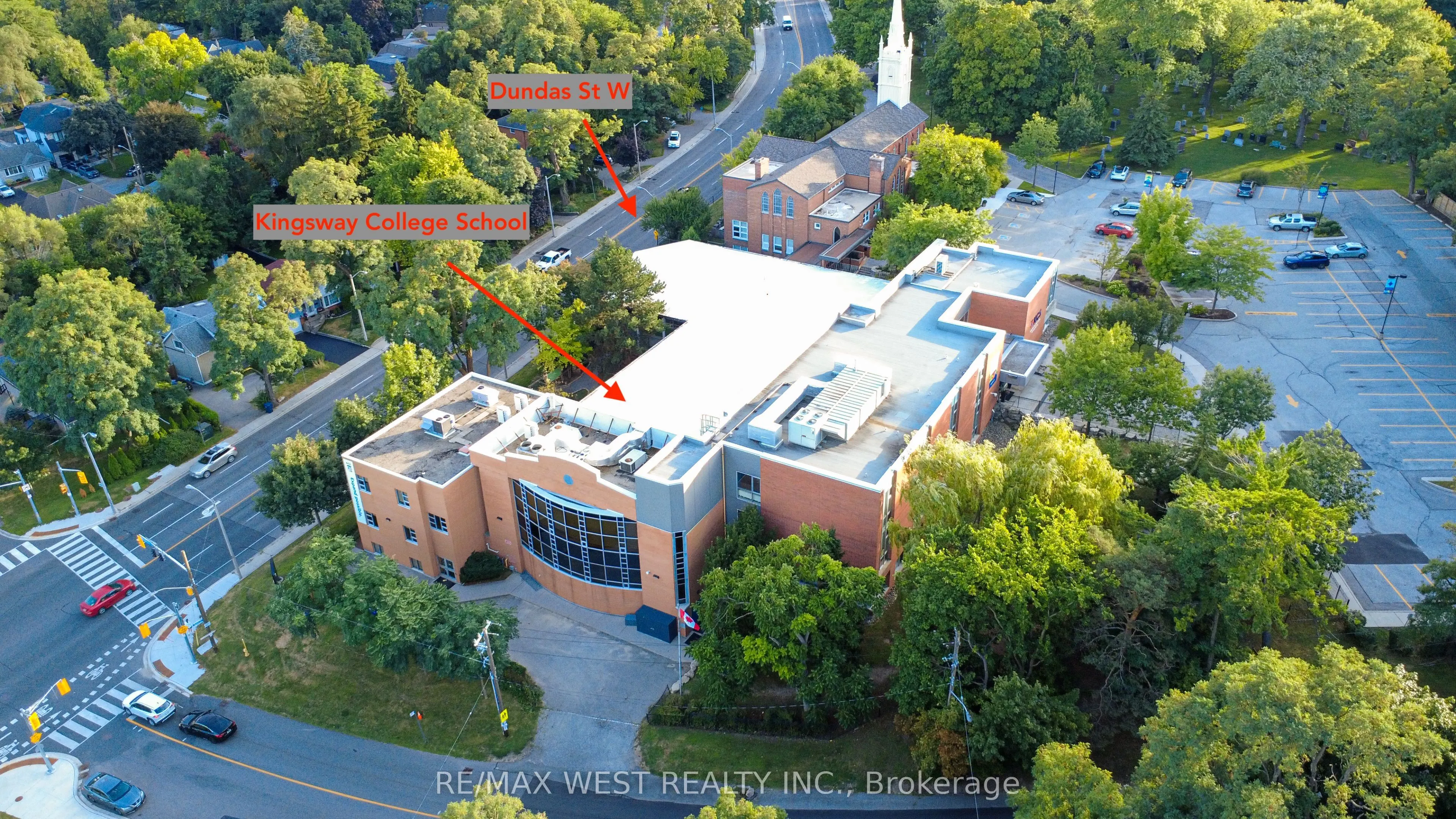 4 Elmview Court
