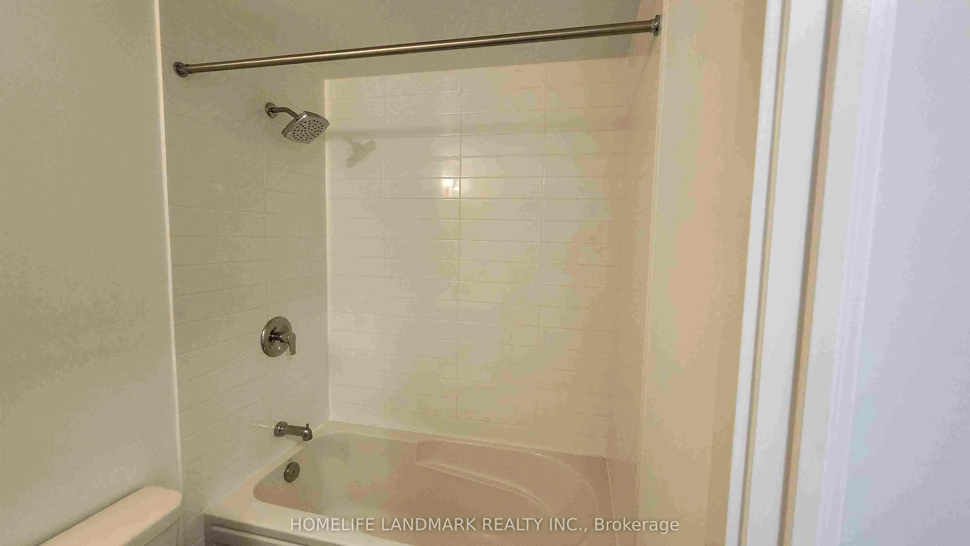 20 Shore Breeze Drive, #2104