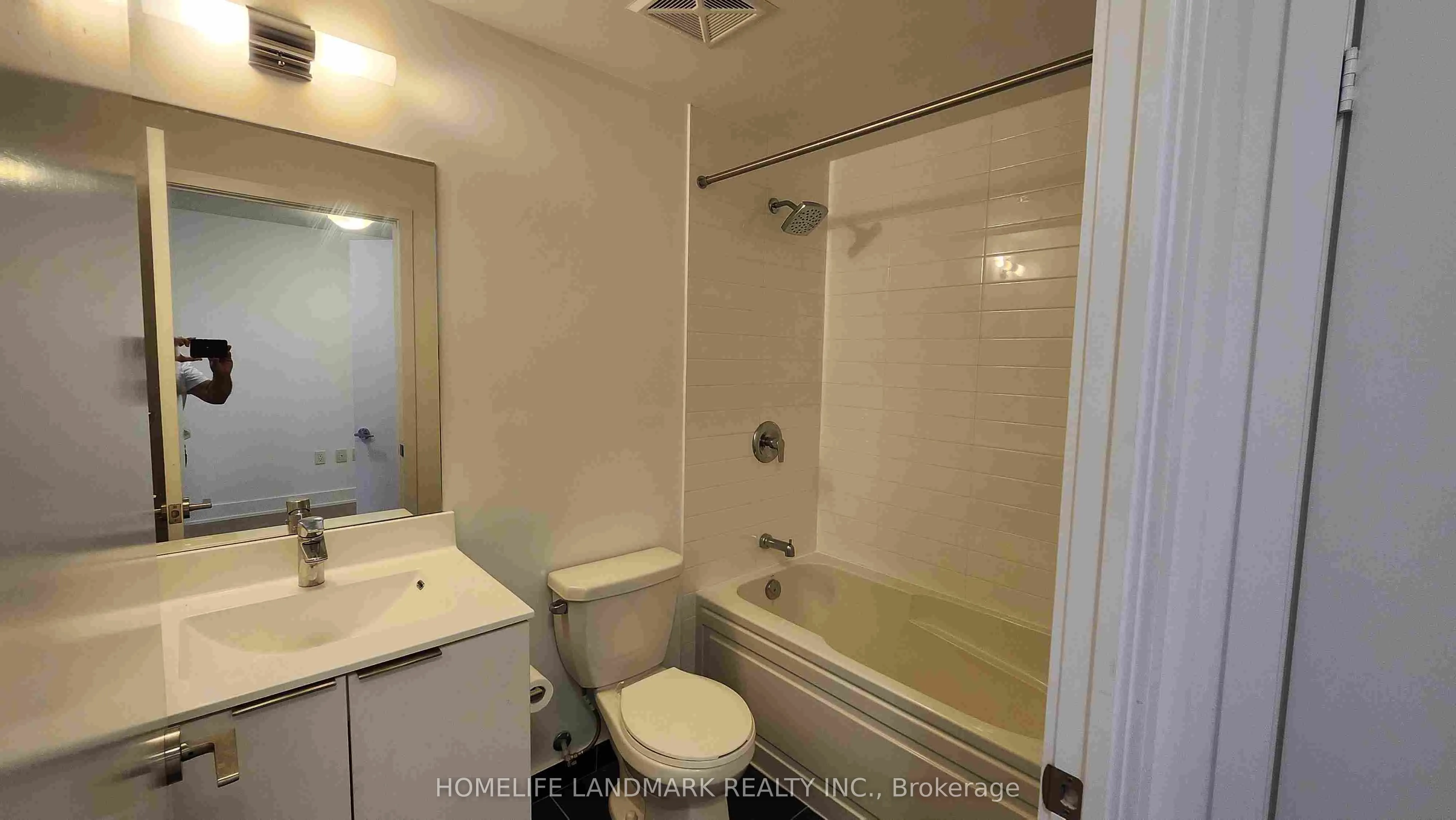 20 Shore Breeze Drive, #2104