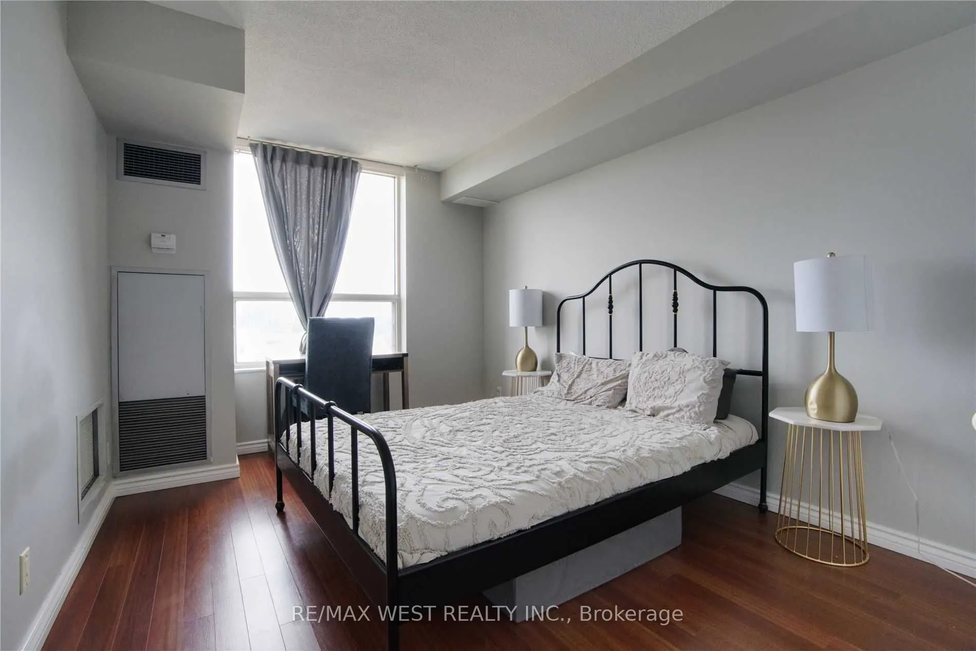 6 Humberline Drive, #510
