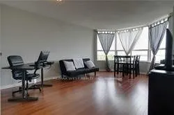 6 Humberline Drive, #510