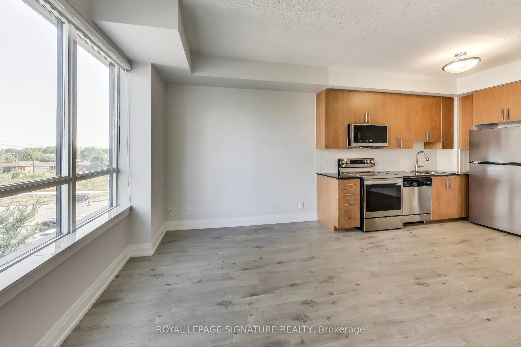 1060 Sheppard Avenue W, #306