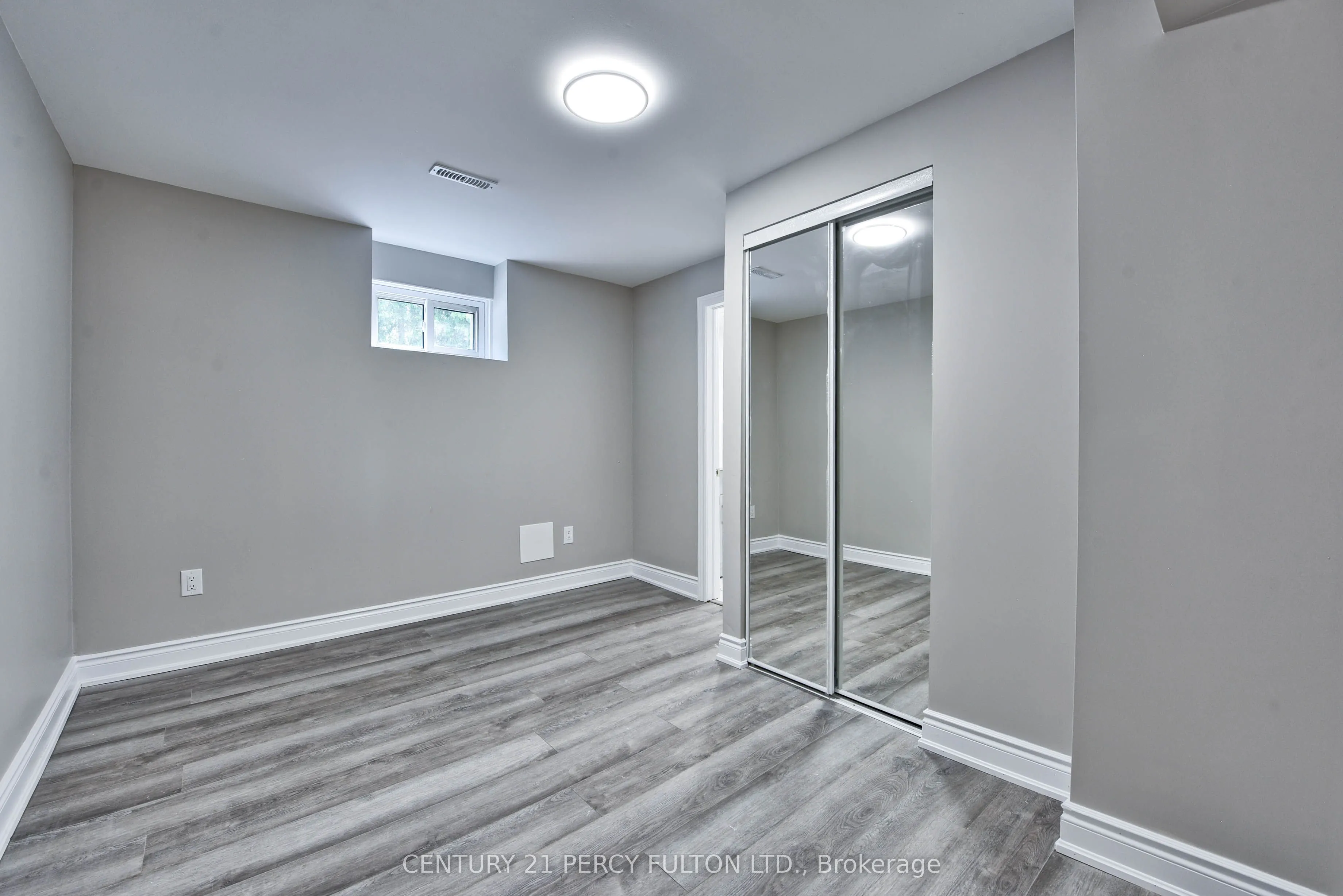 32 Drum Oak Crescent