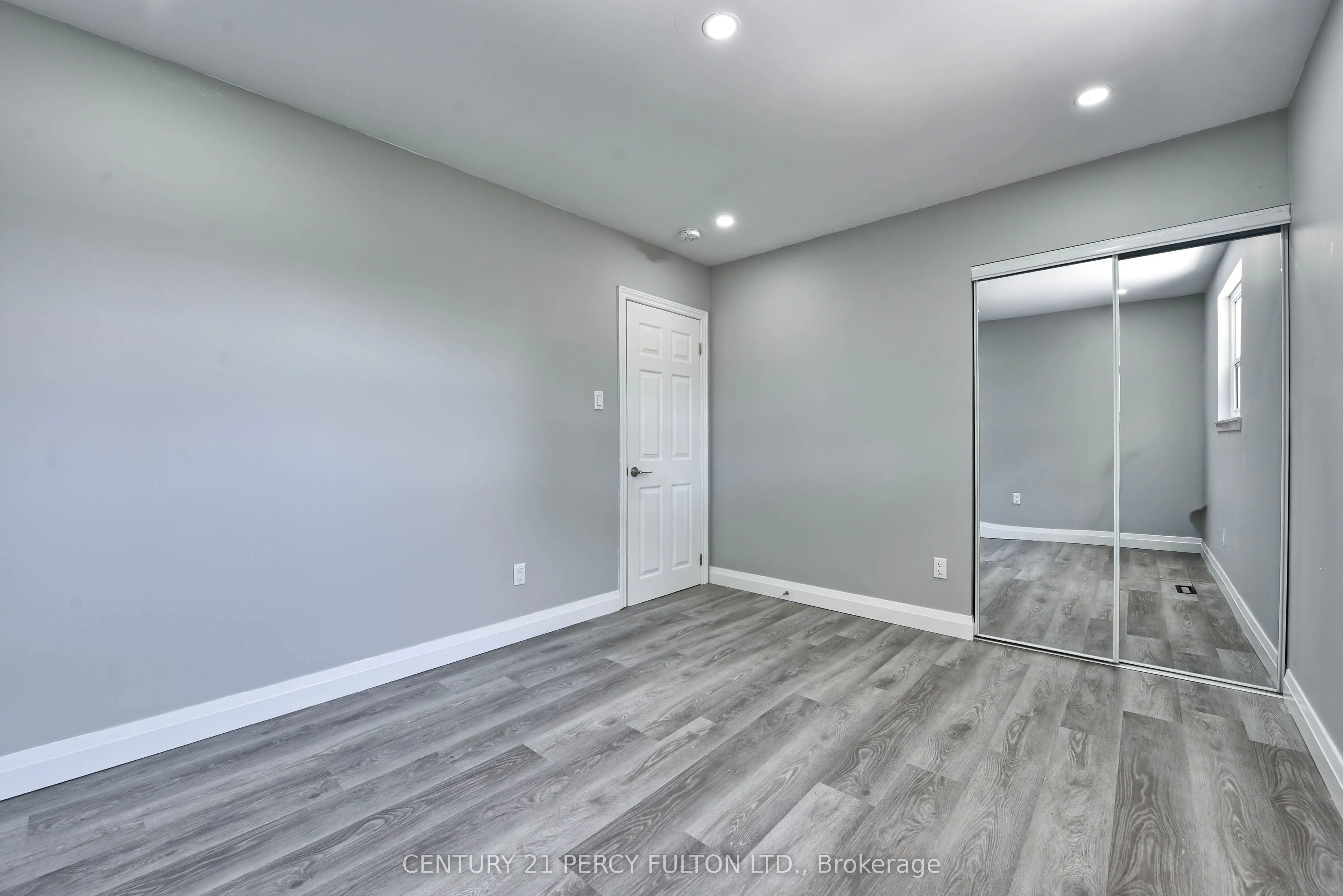 32 Drum Oak Crescent