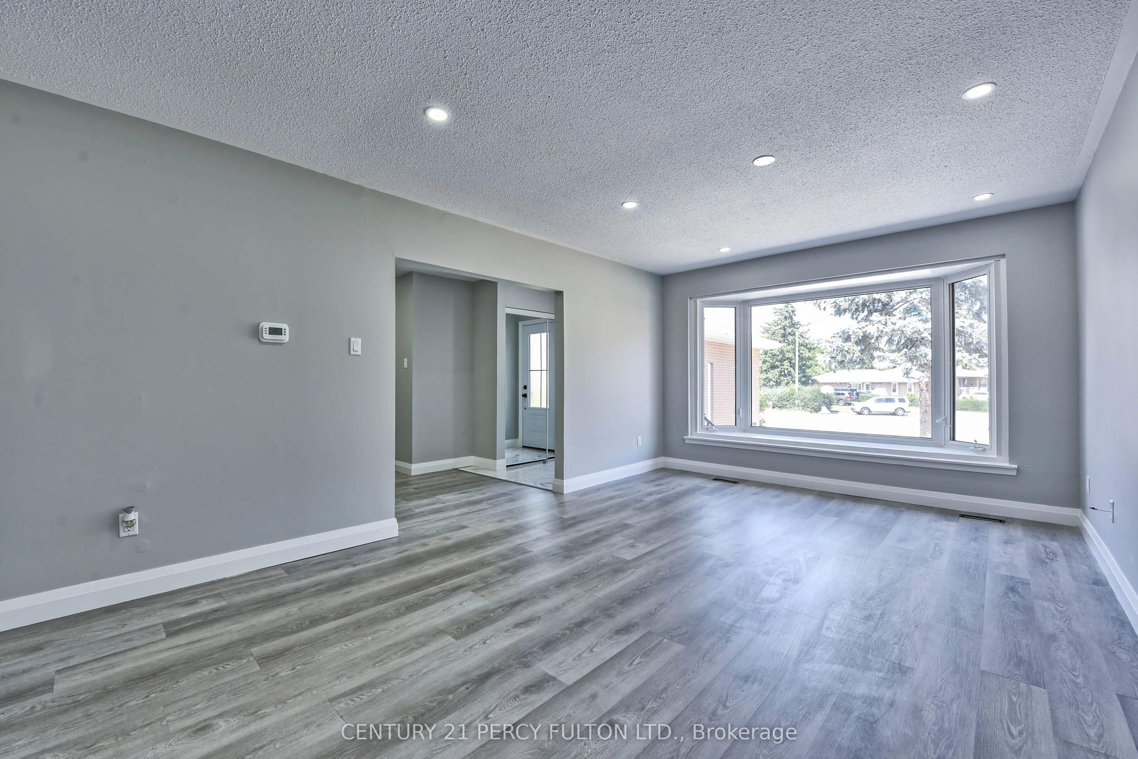 32 Drum Oak Crescent