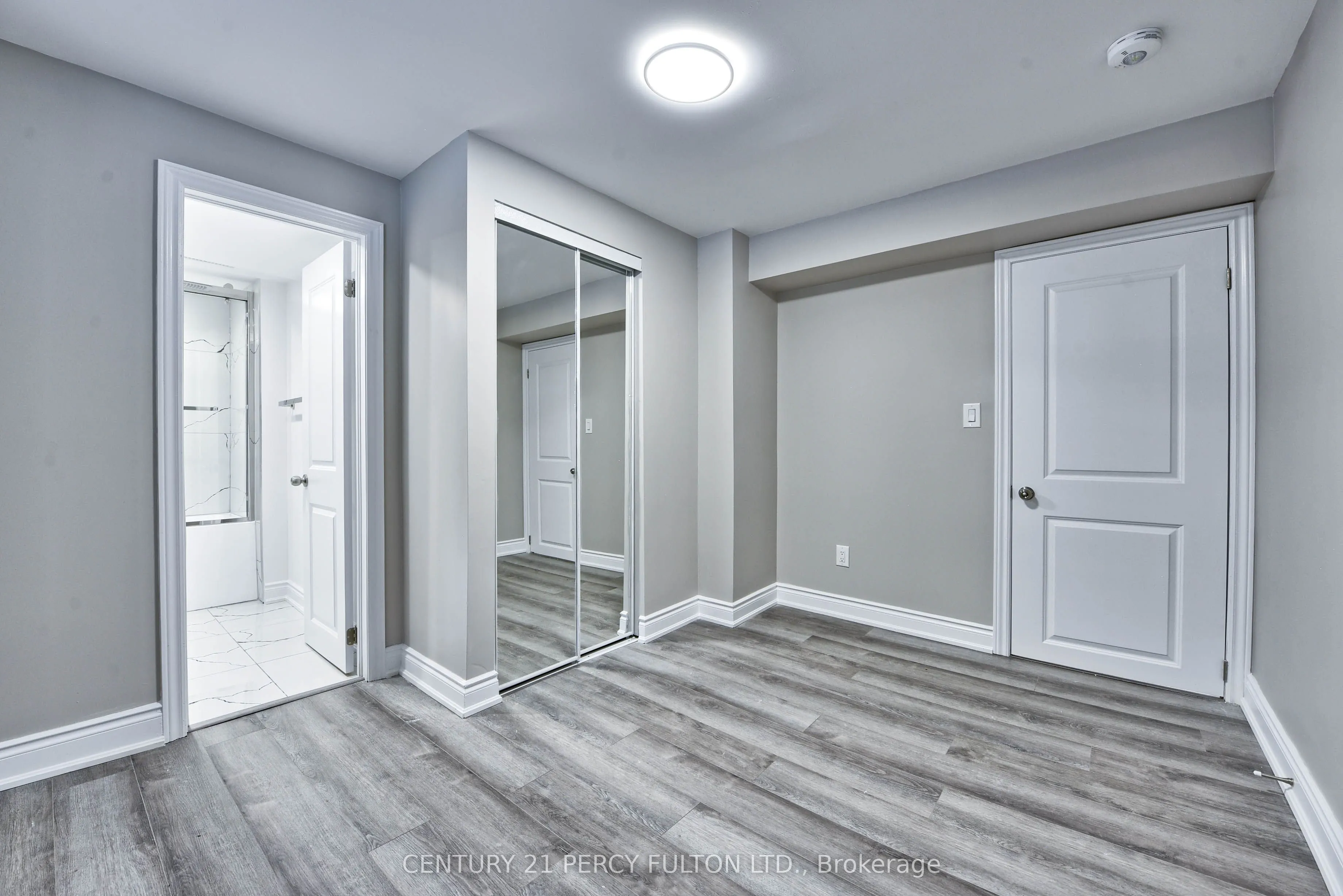 32 Drum Oak Crescent