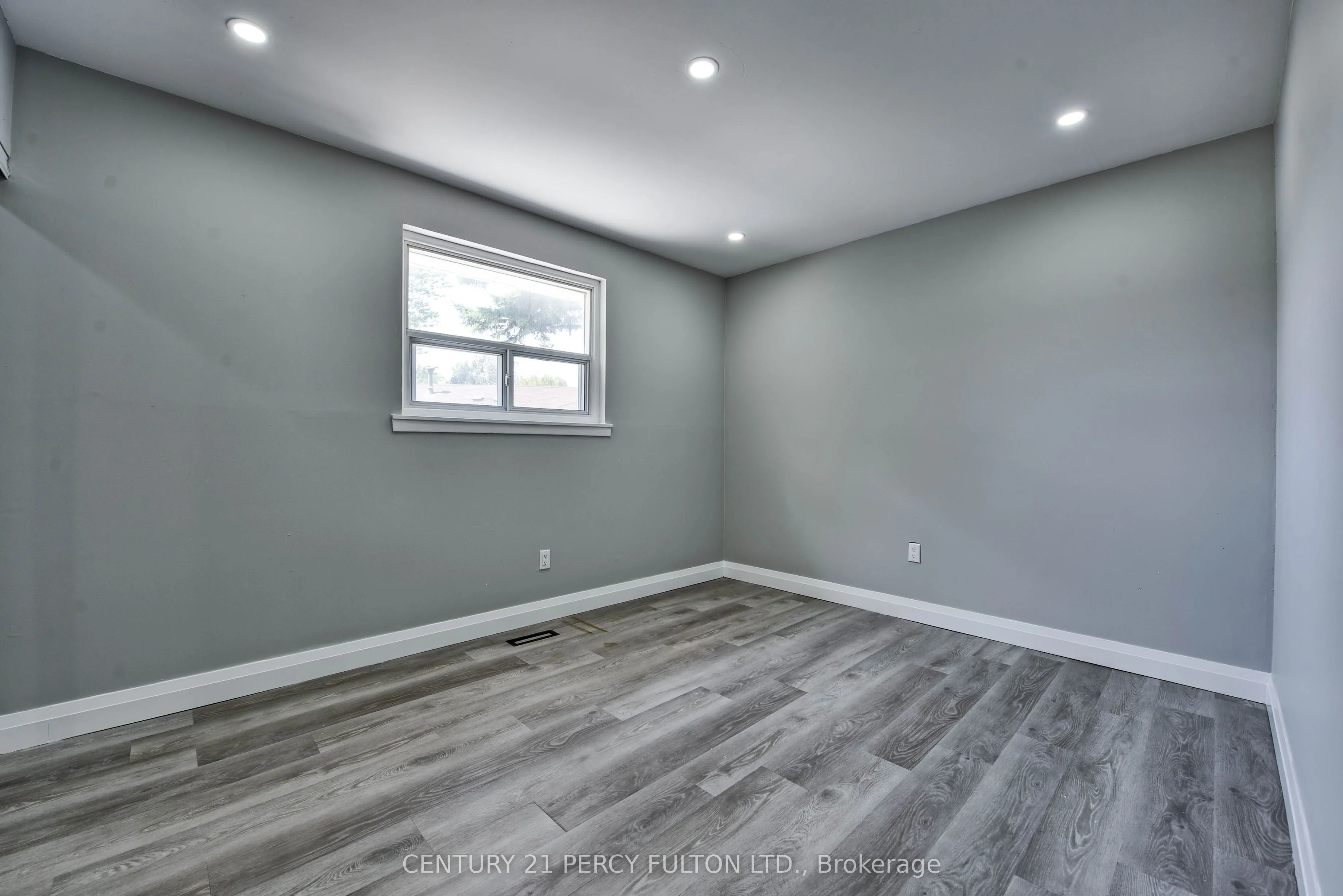 32 Drum Oak Crescent