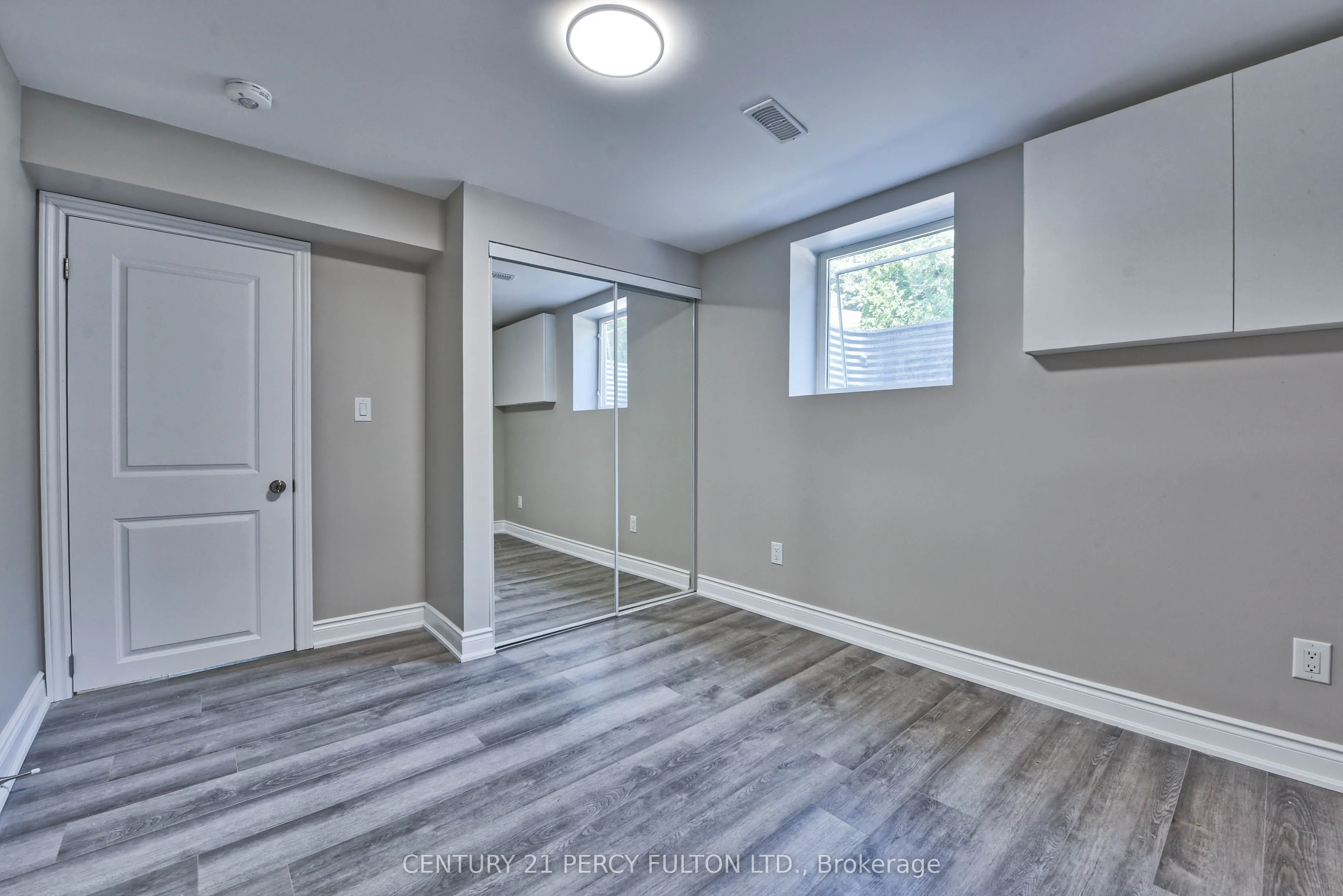32 Drum Oak Crescent