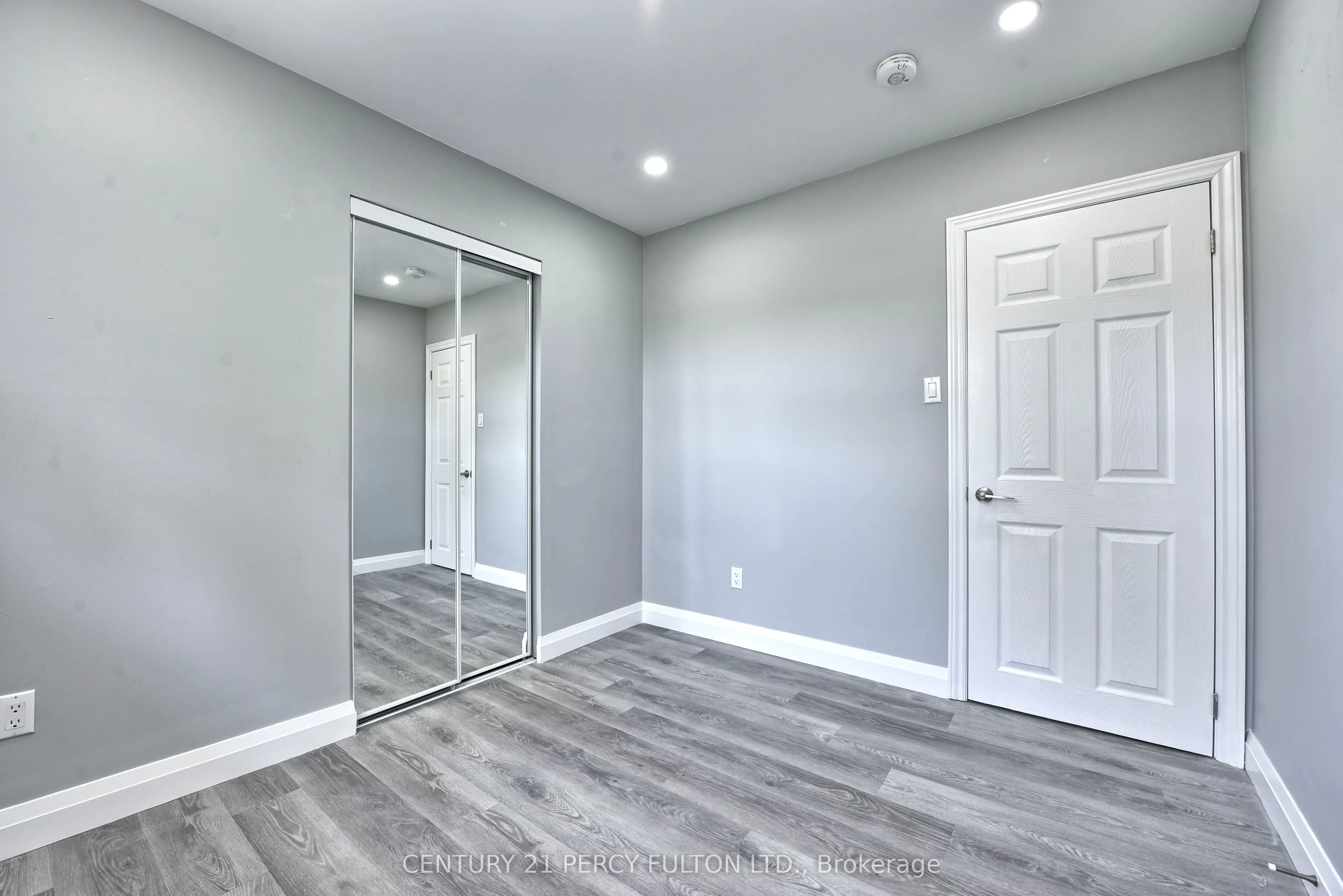 32 Drum Oak Crescent