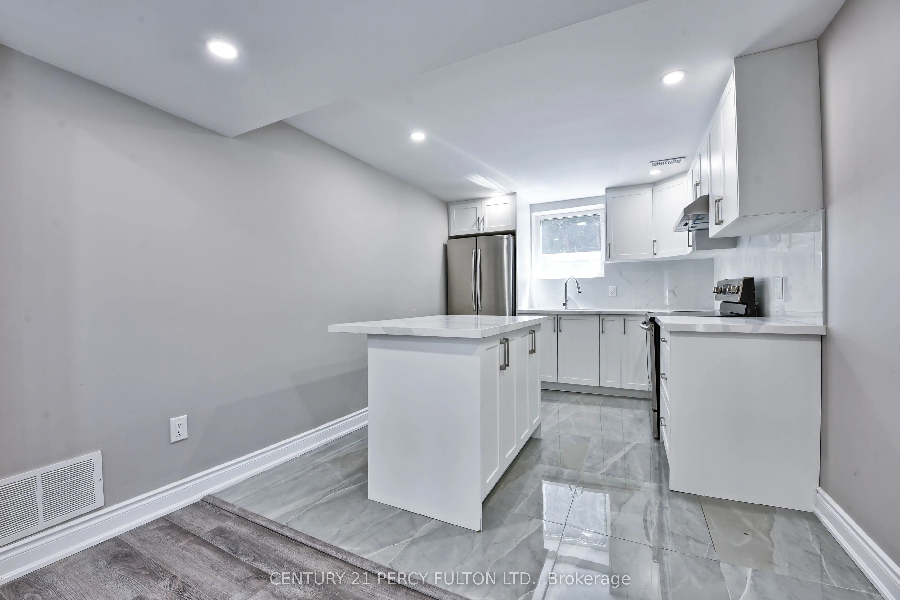 32 Drum Oak Crescent
