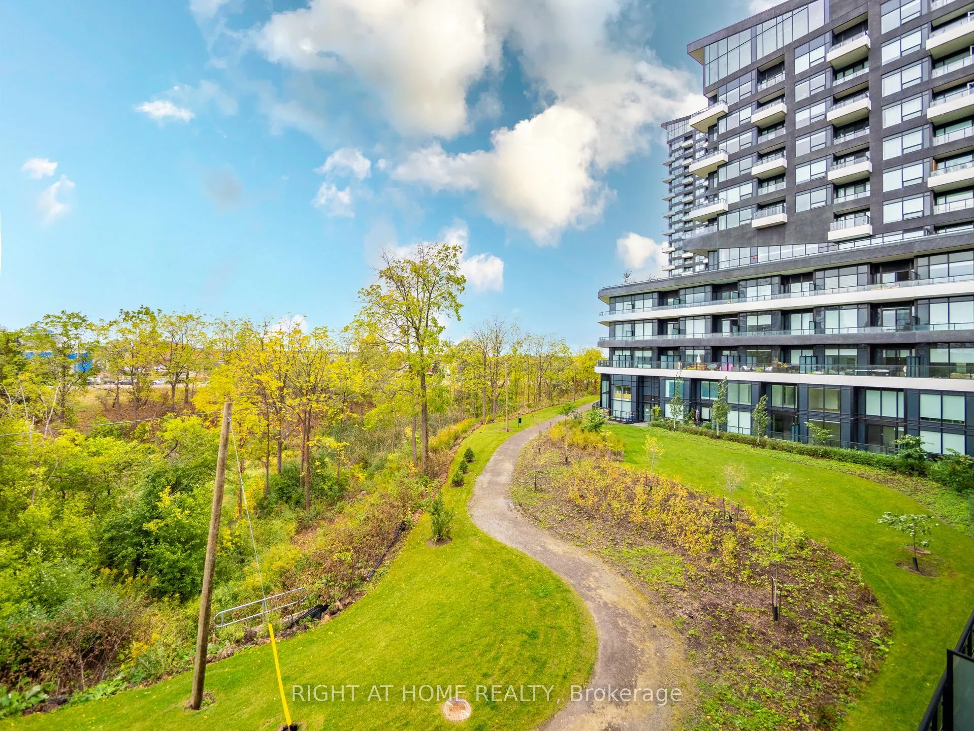 2489 Taunton Road, #223