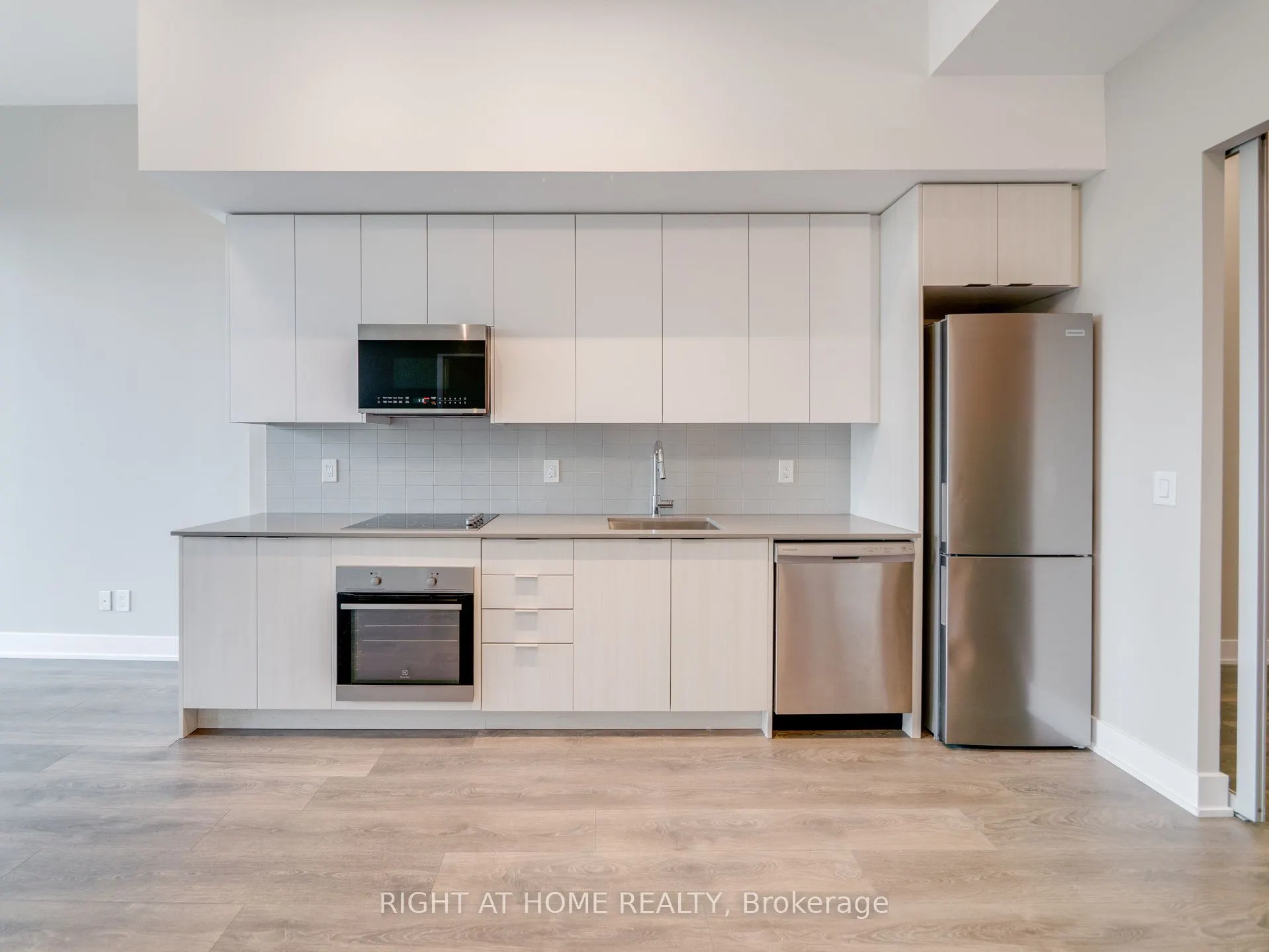 2489 Taunton Road, #223
