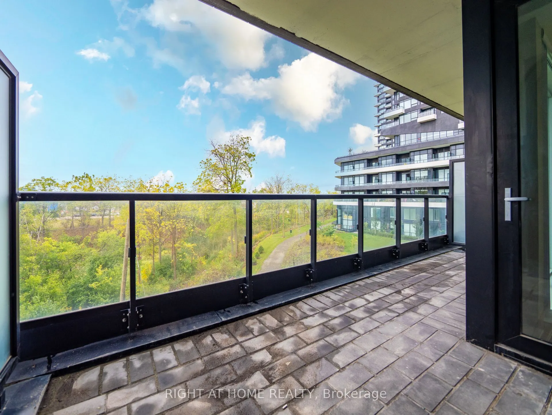 2489 Taunton Road, #223