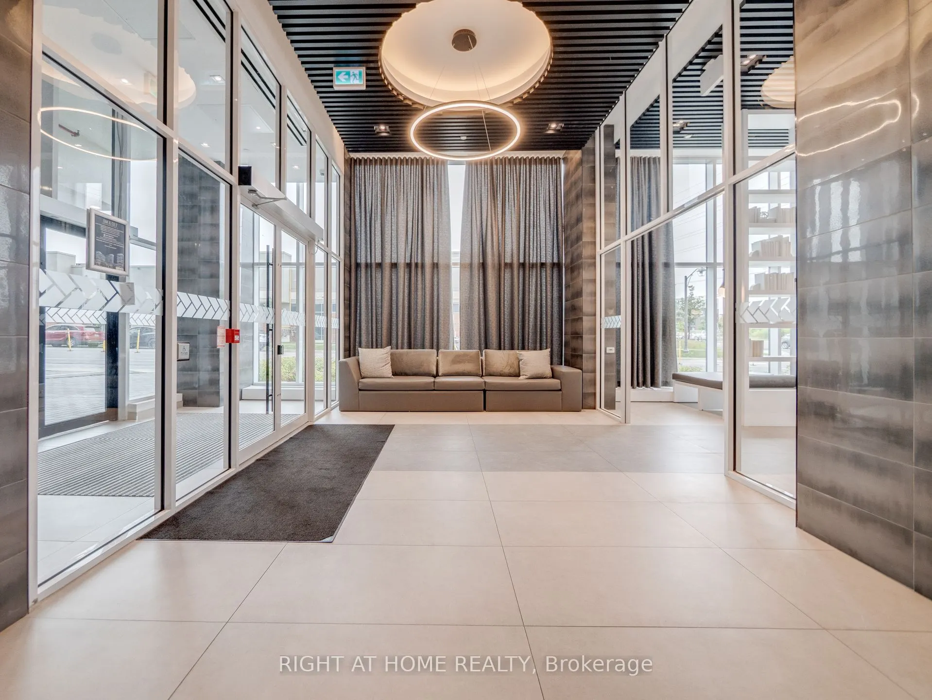 2489 Taunton Road, #223