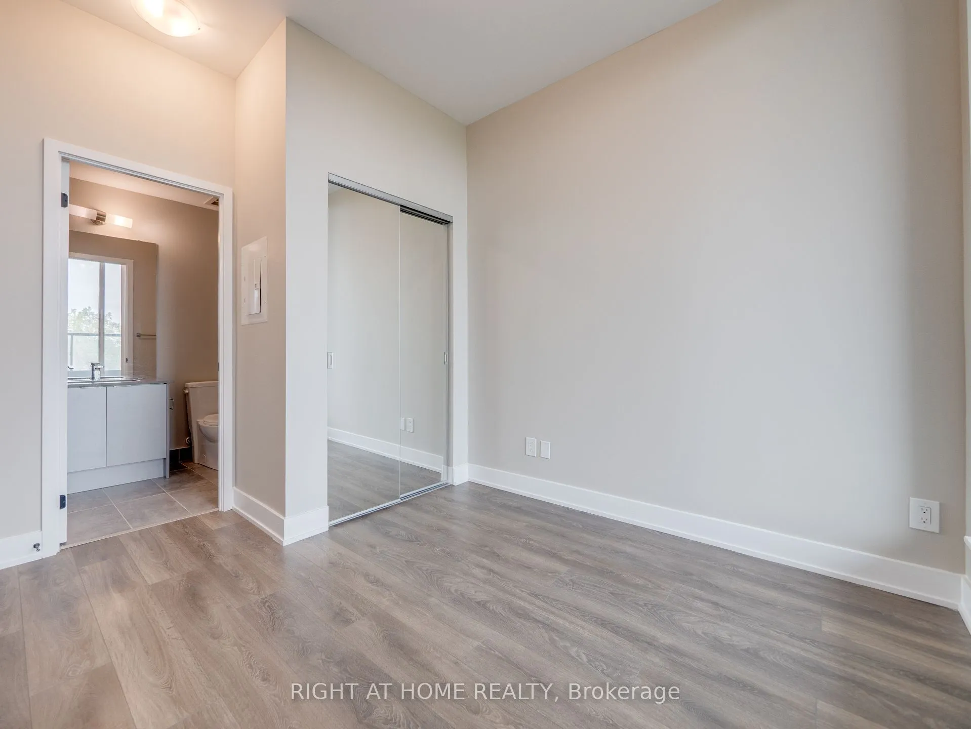 2489 Taunton Road, #223