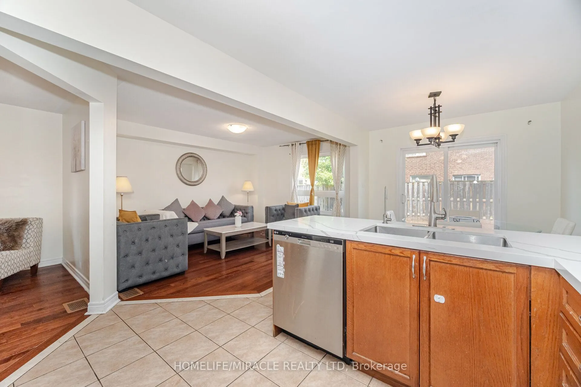 31 Hollingsworth Circle