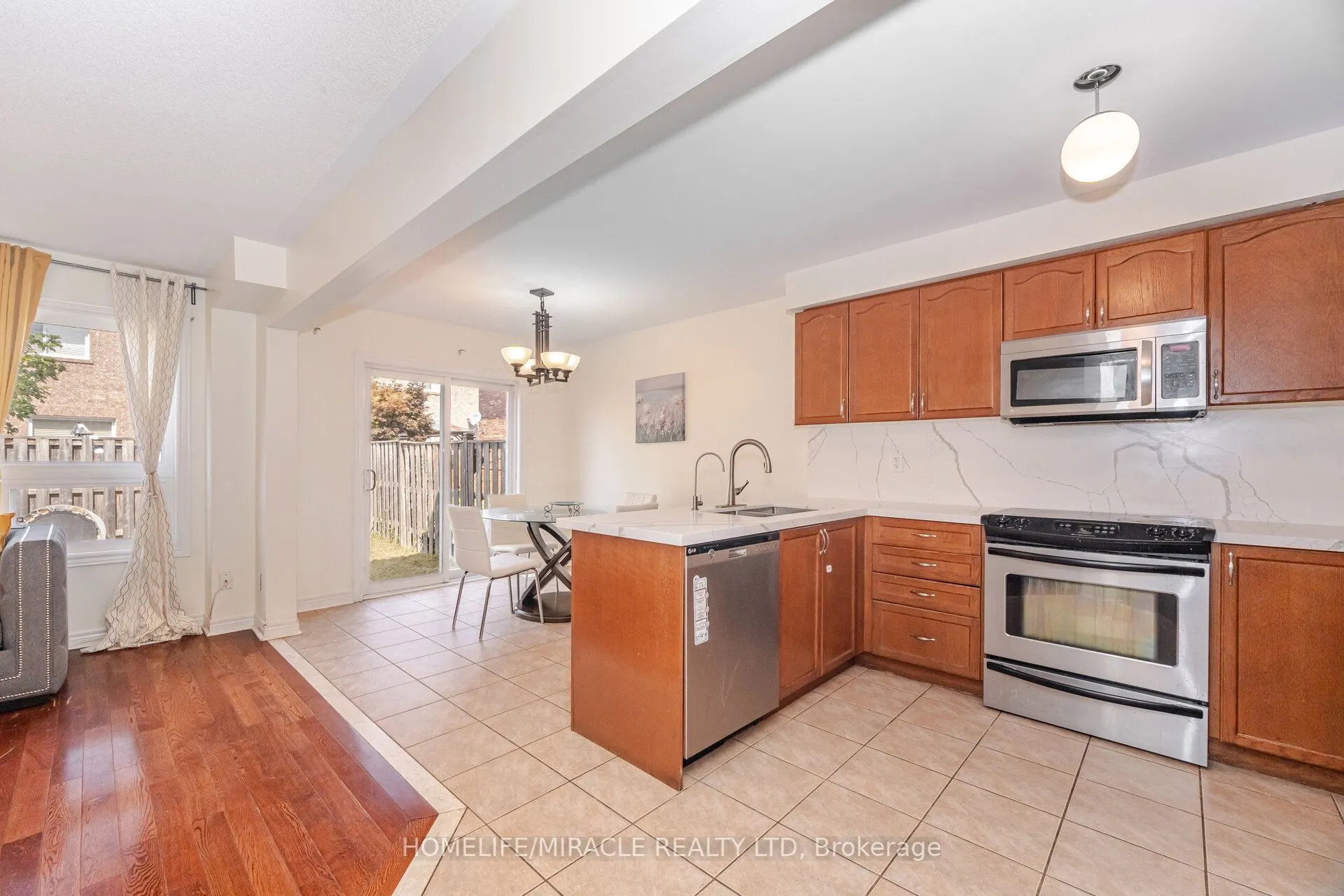 31 Hollingsworth Circle