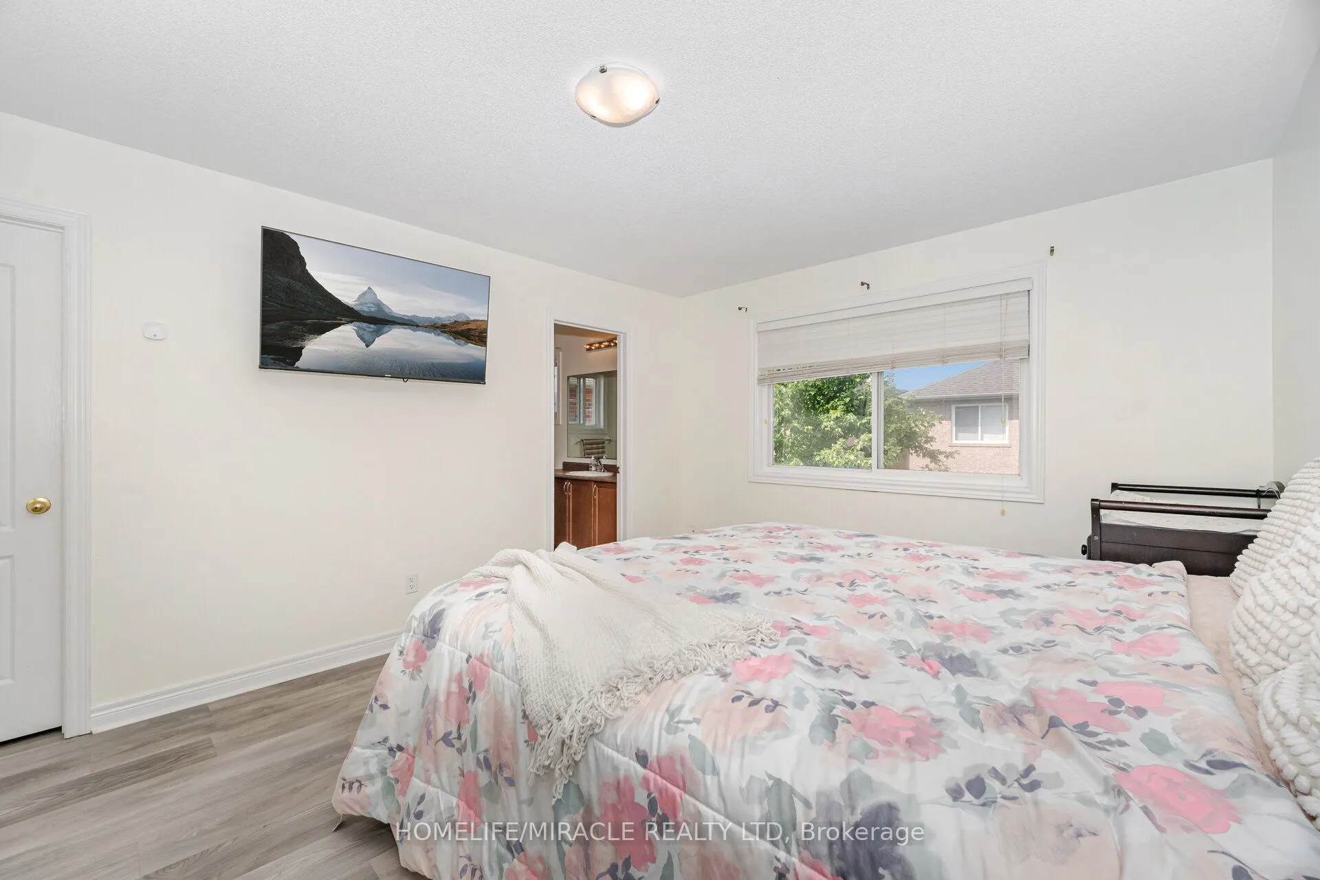 31 Hollingsworth Circle
