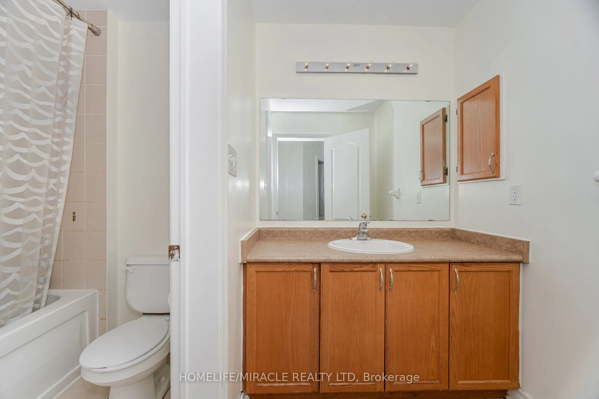 31 Hollingsworth Circle