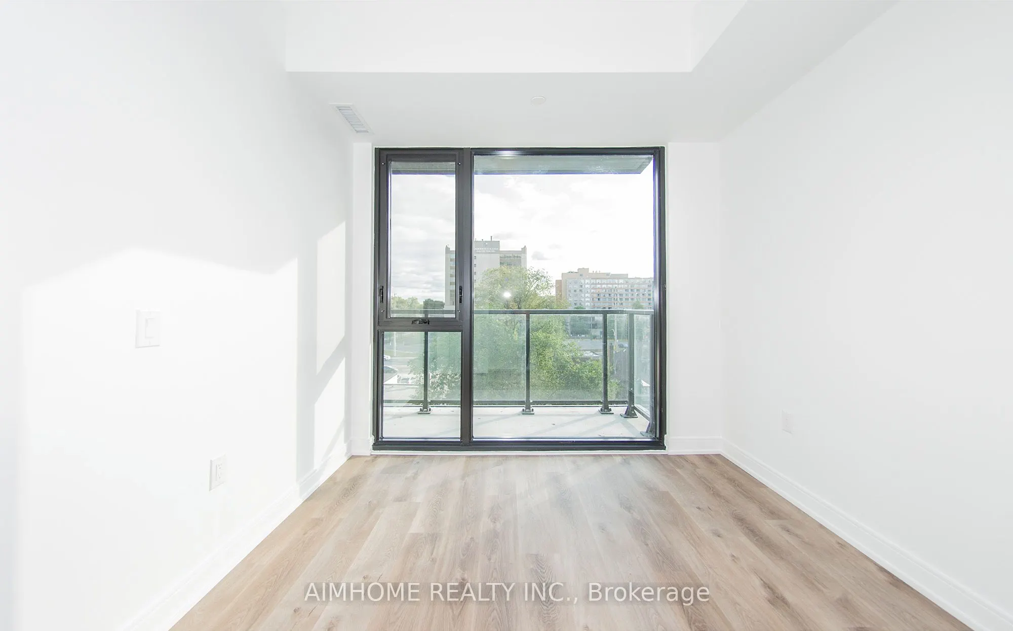 3009 Novar Road, #414