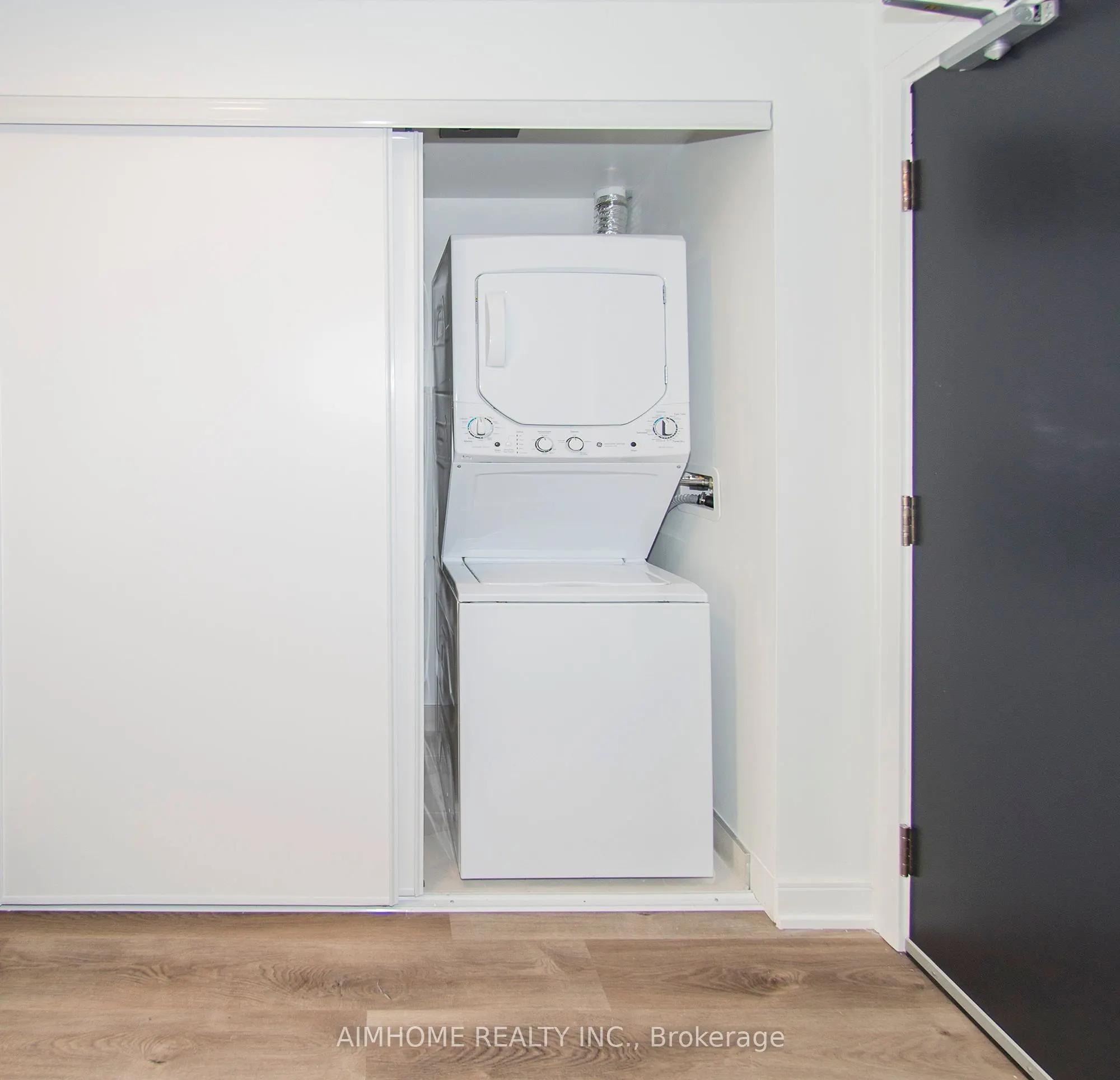 3009 Novar Road, #414