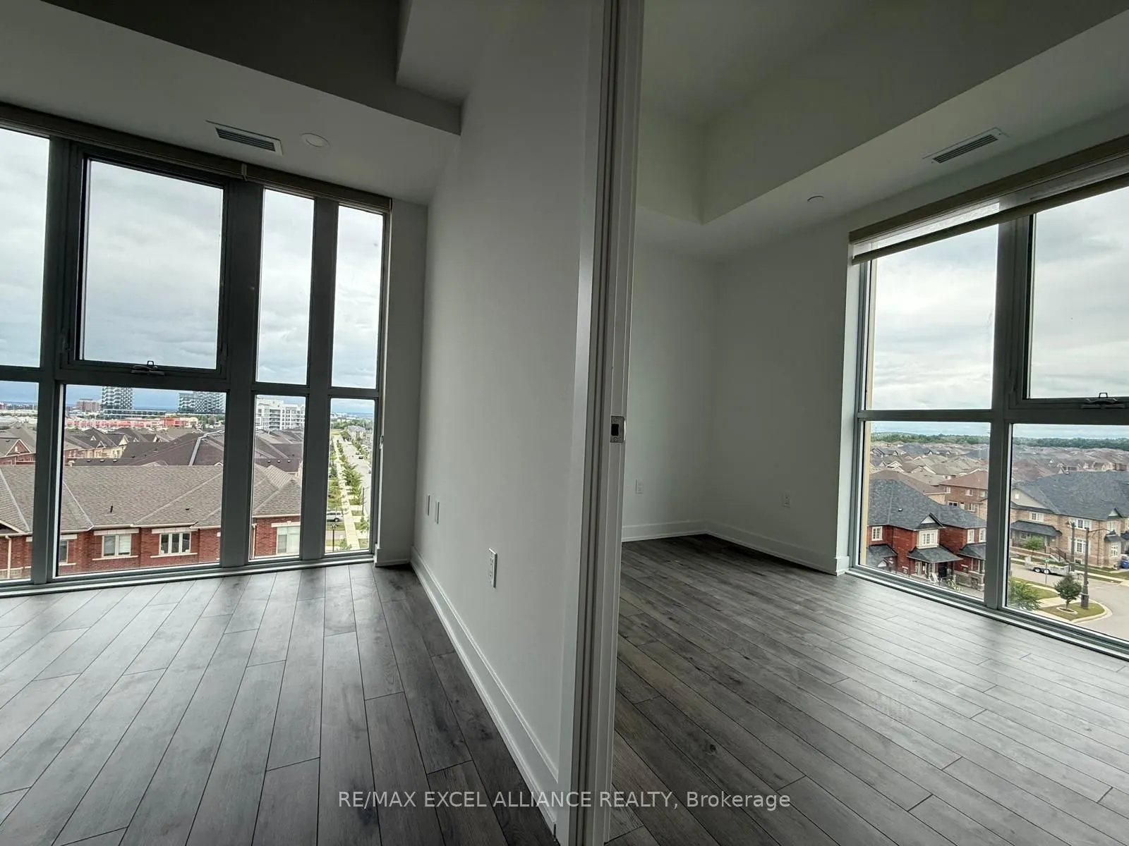 1005 Dundas Street E, #735