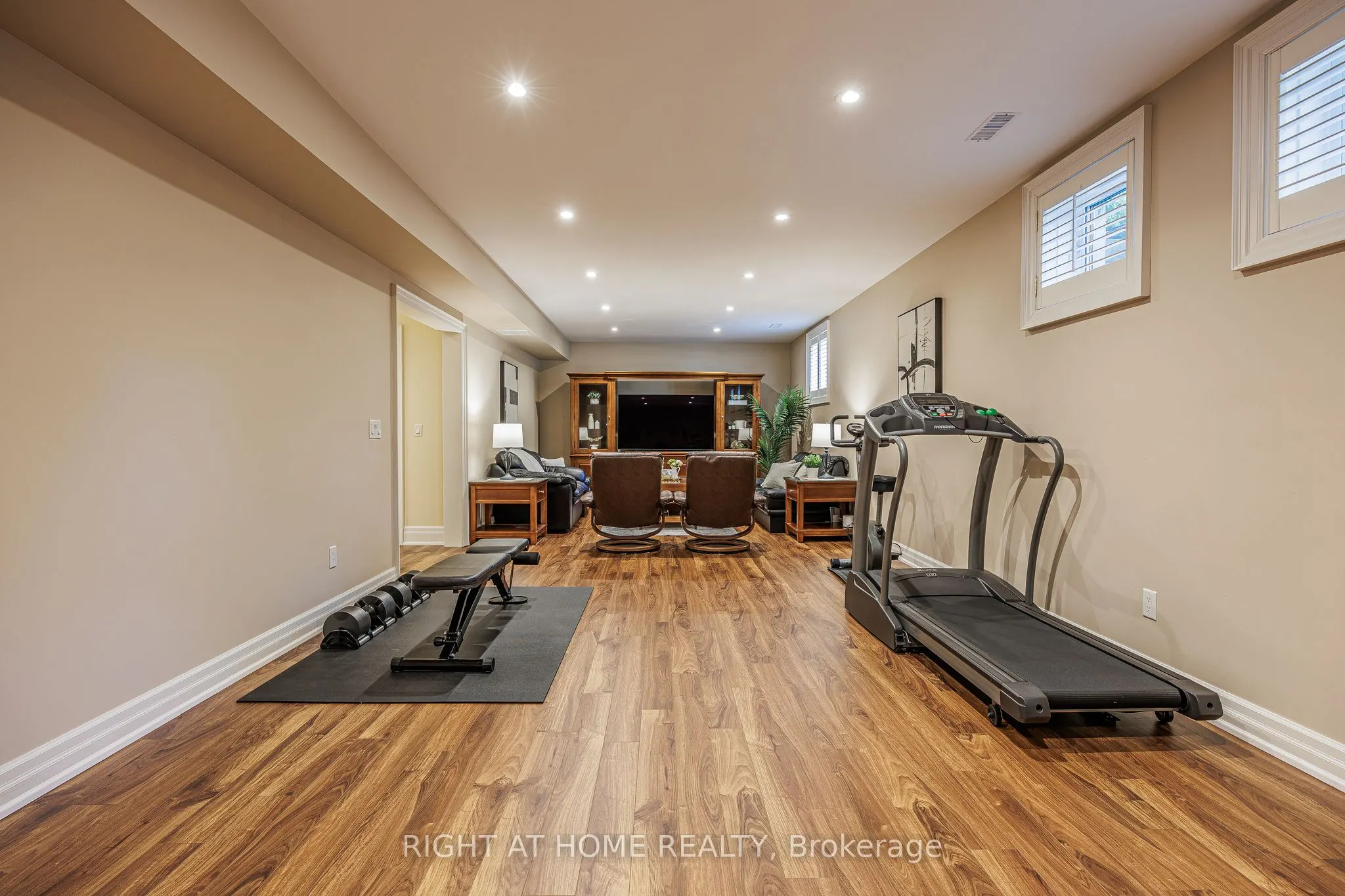 2 Fairway Road