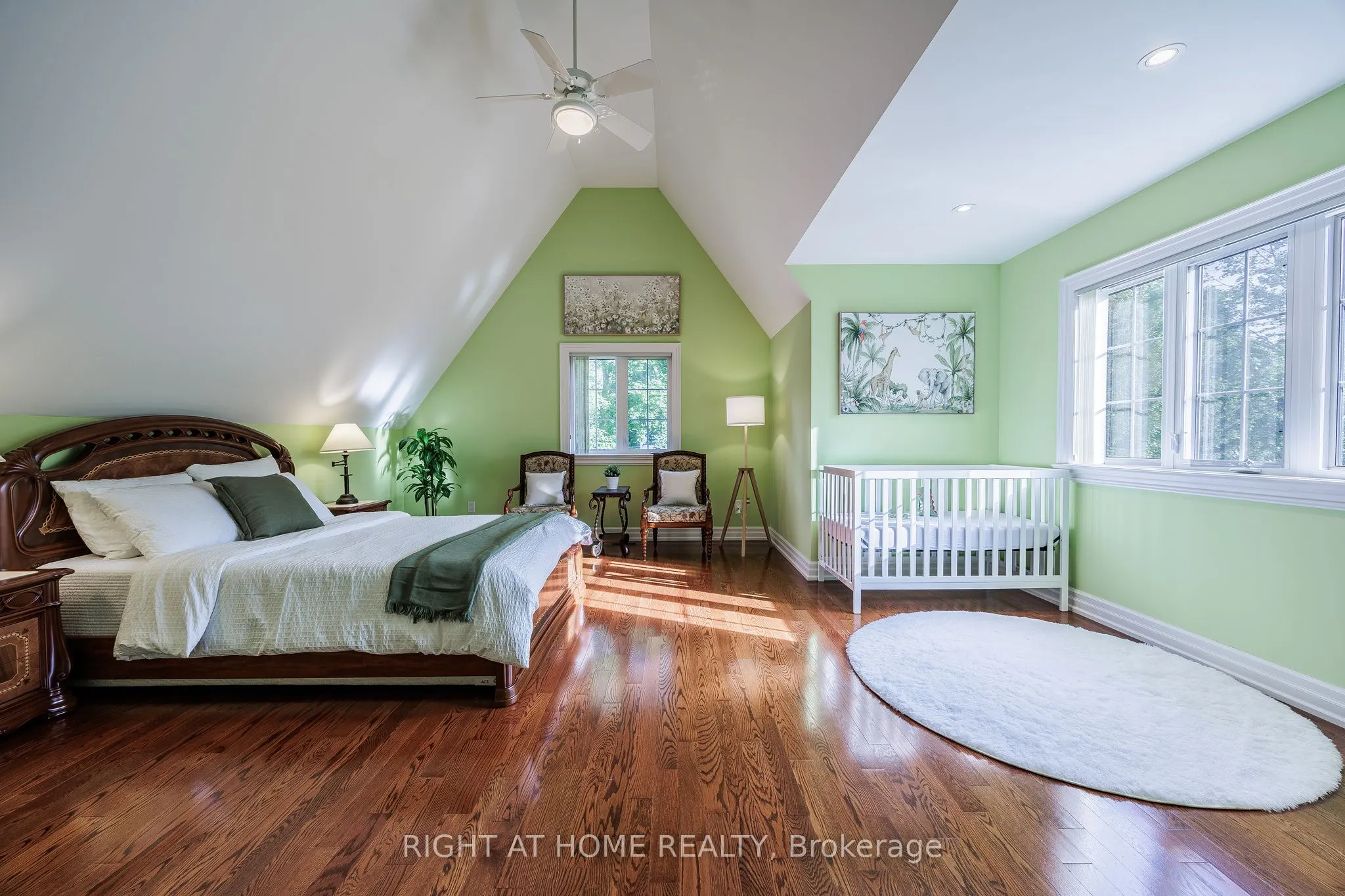 2 Fairway Road