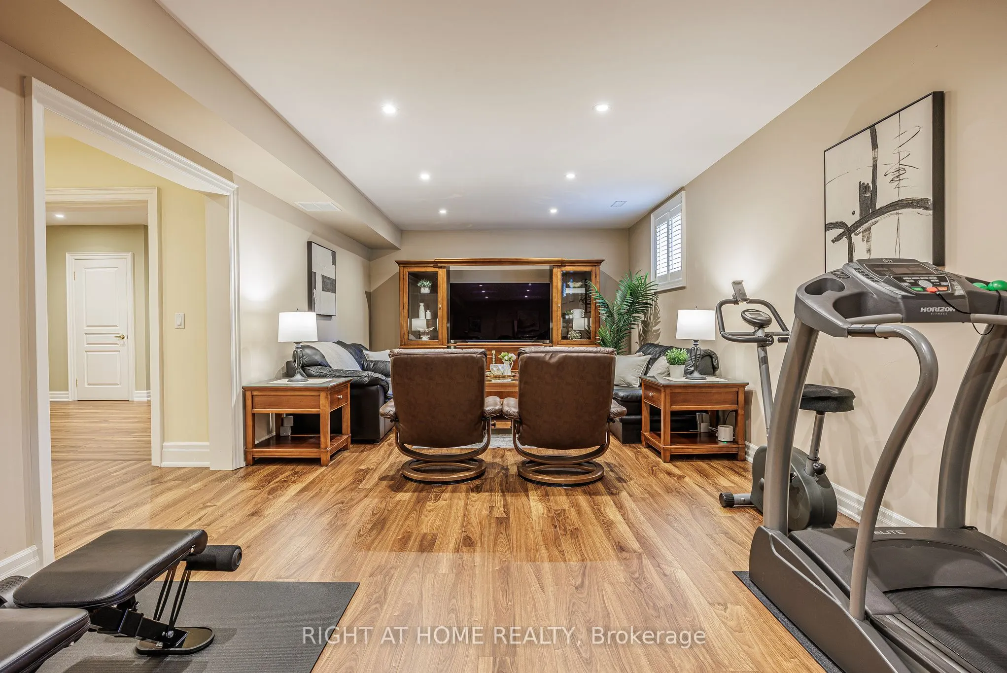 2 Fairway Road