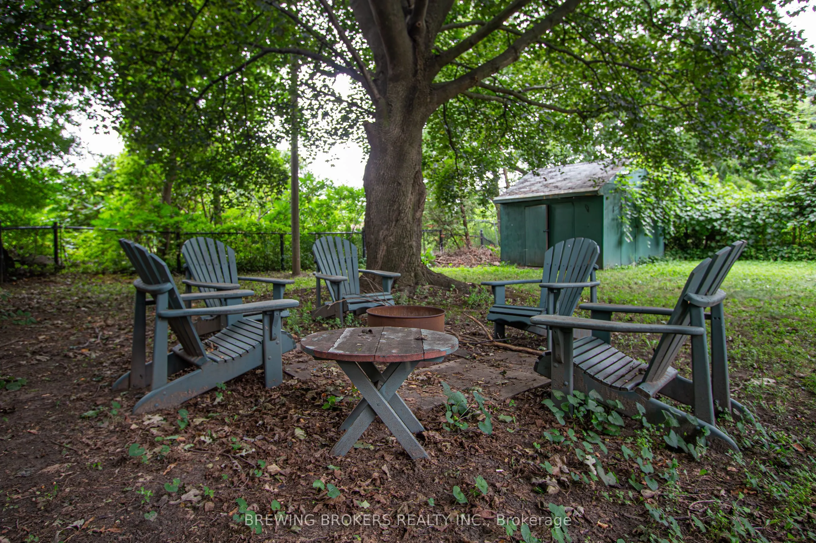 1536 Applewood Road