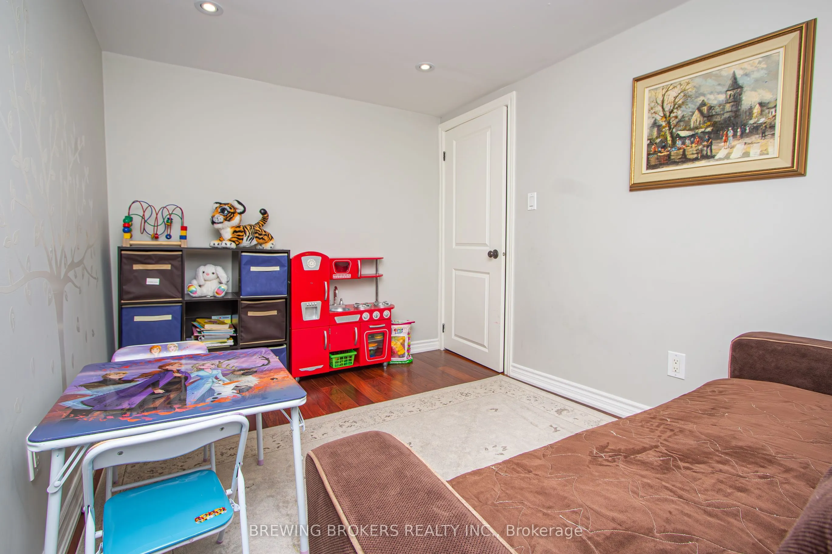 1536 Applewood Road