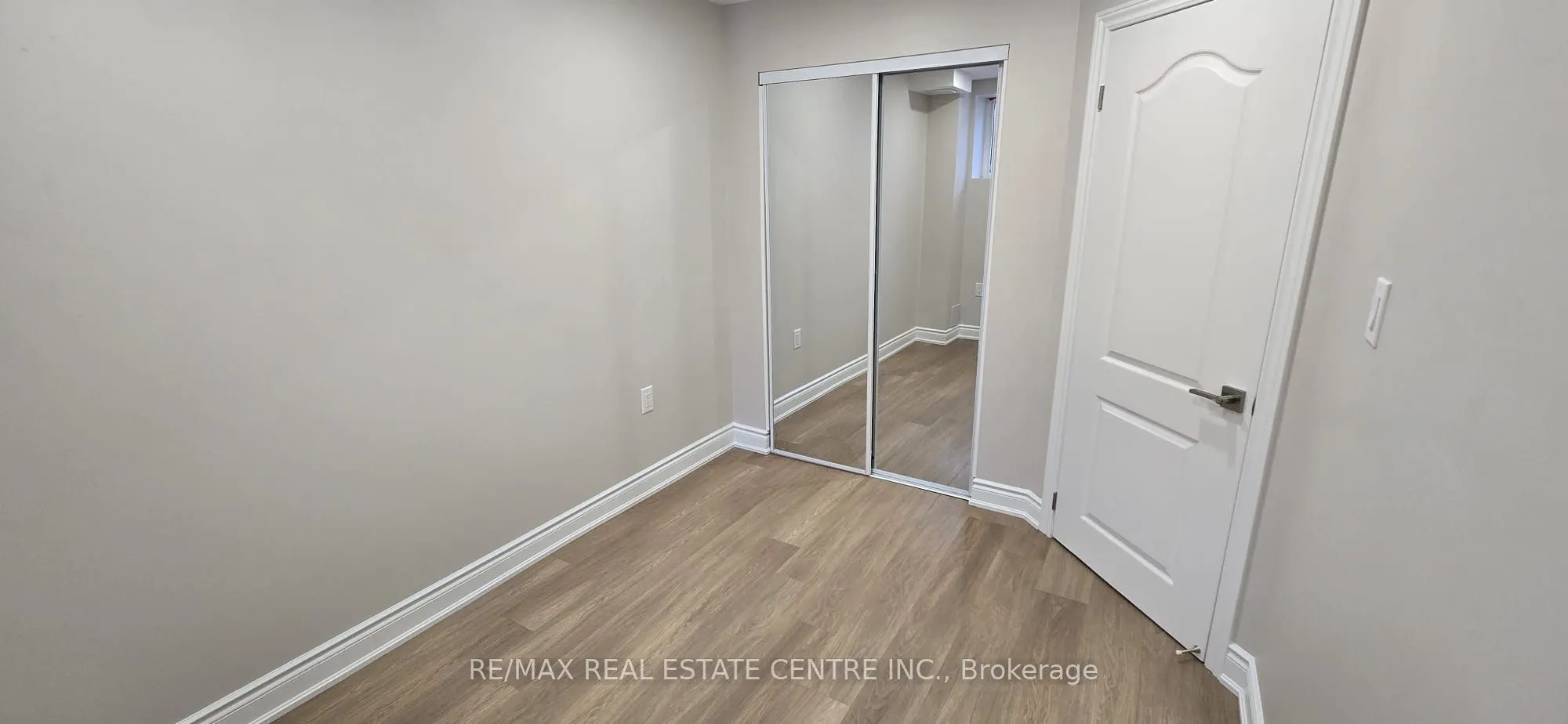 389-1 Nairn Circle, #Bsmt.