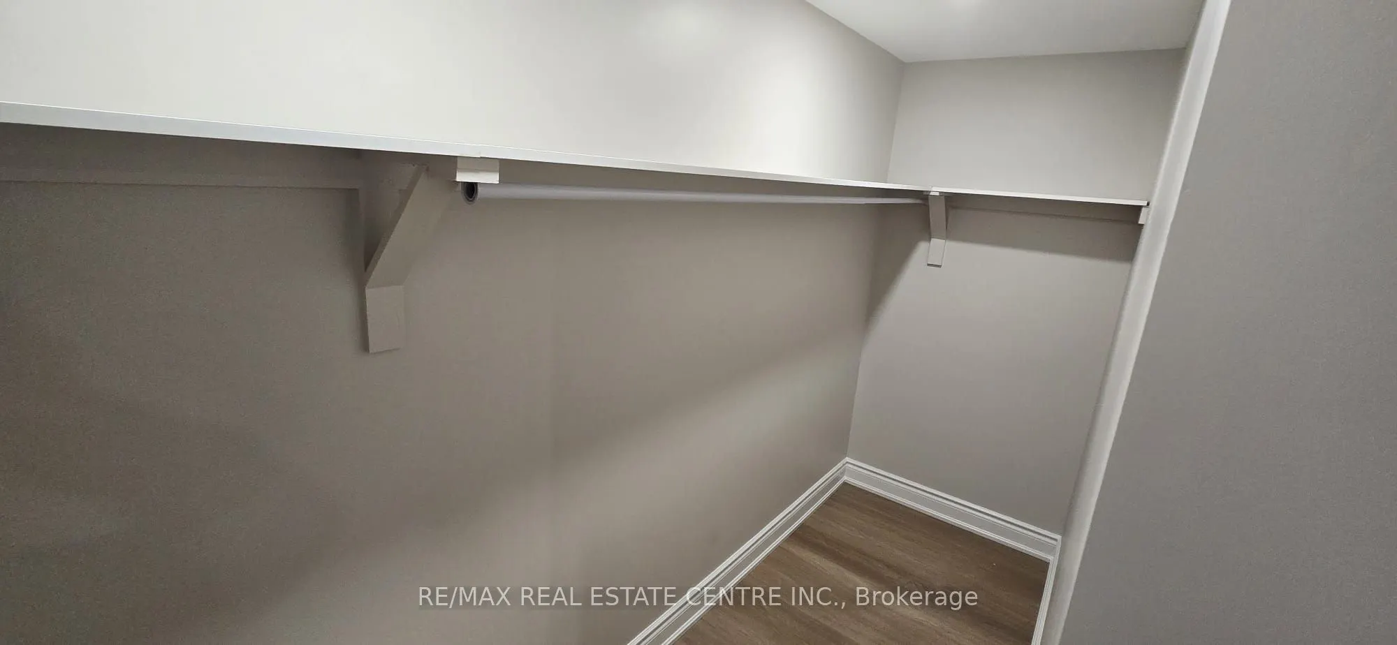 389-1 Nairn Circle, #Bsmt.
