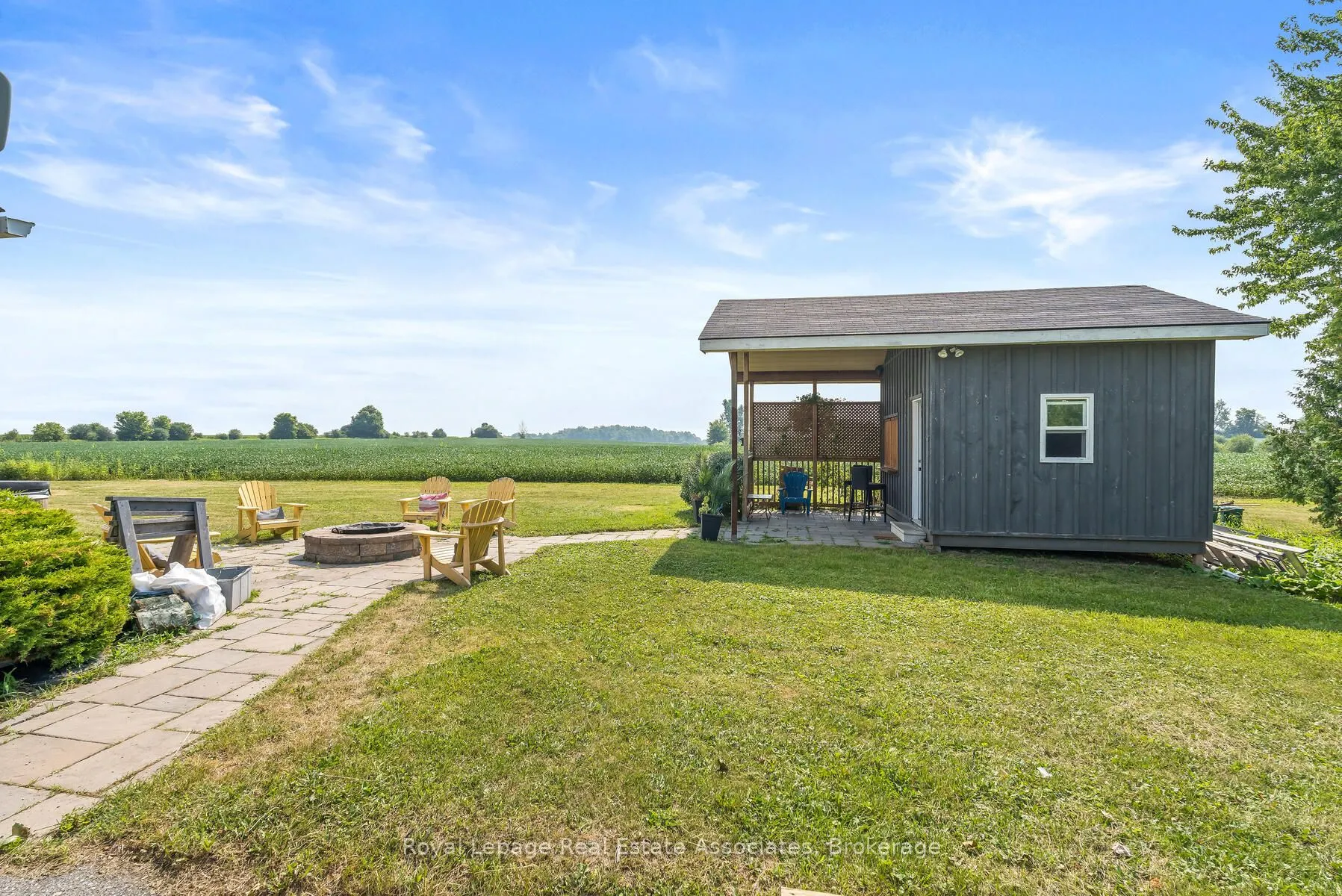 13318 10 Side Road