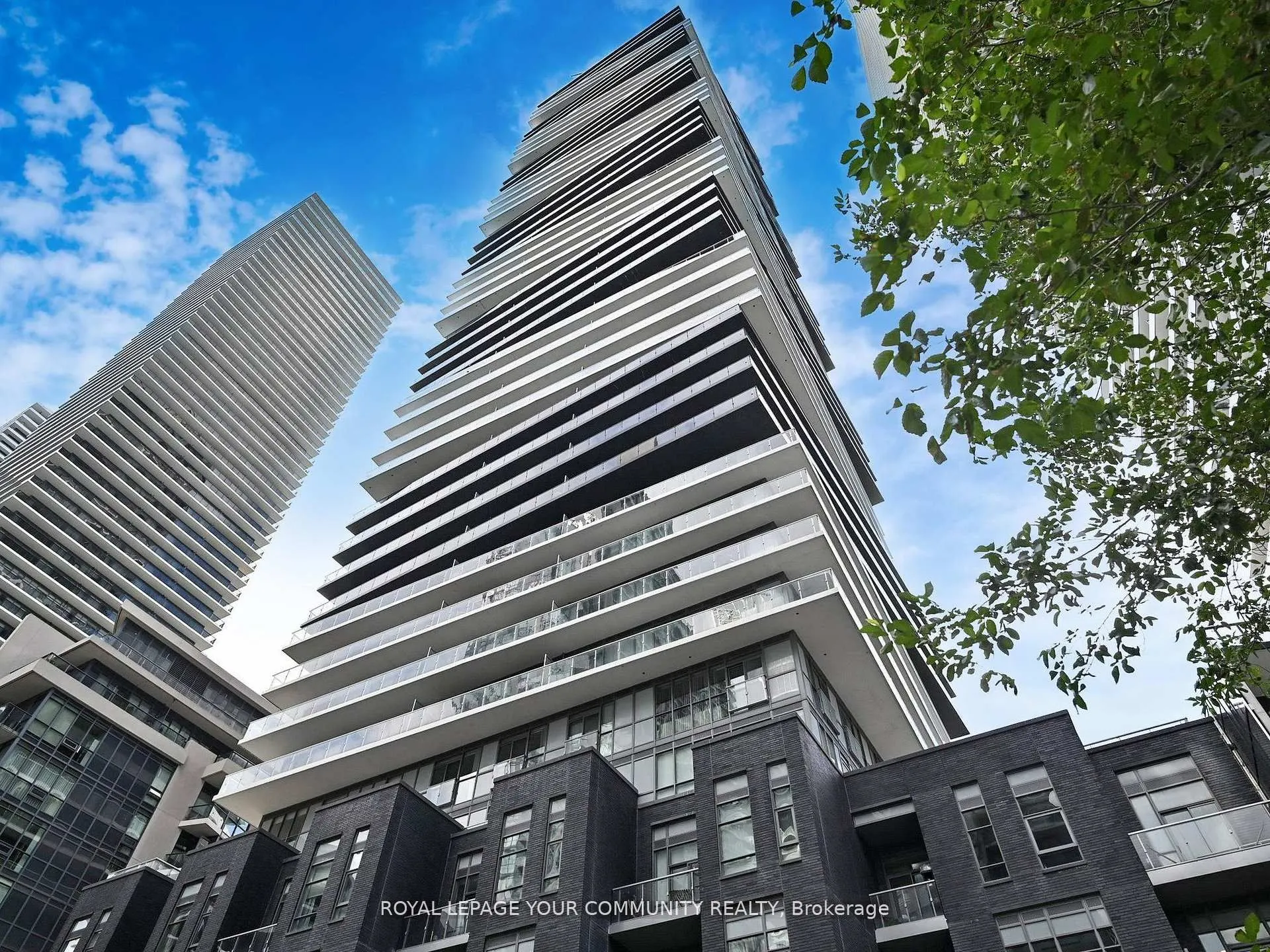 56 Annie Craig Drive, #3605