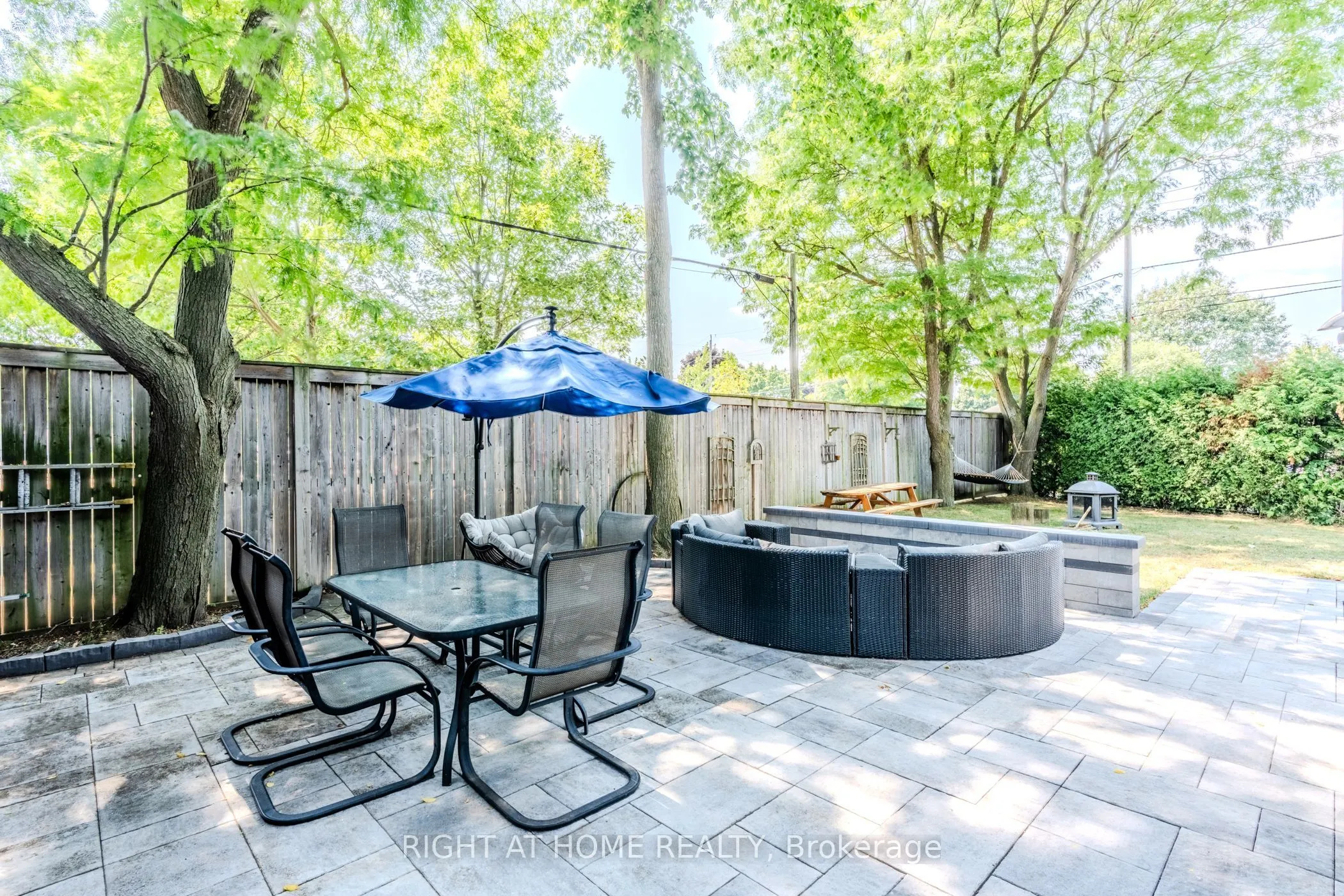 2 Prince Charles Drive