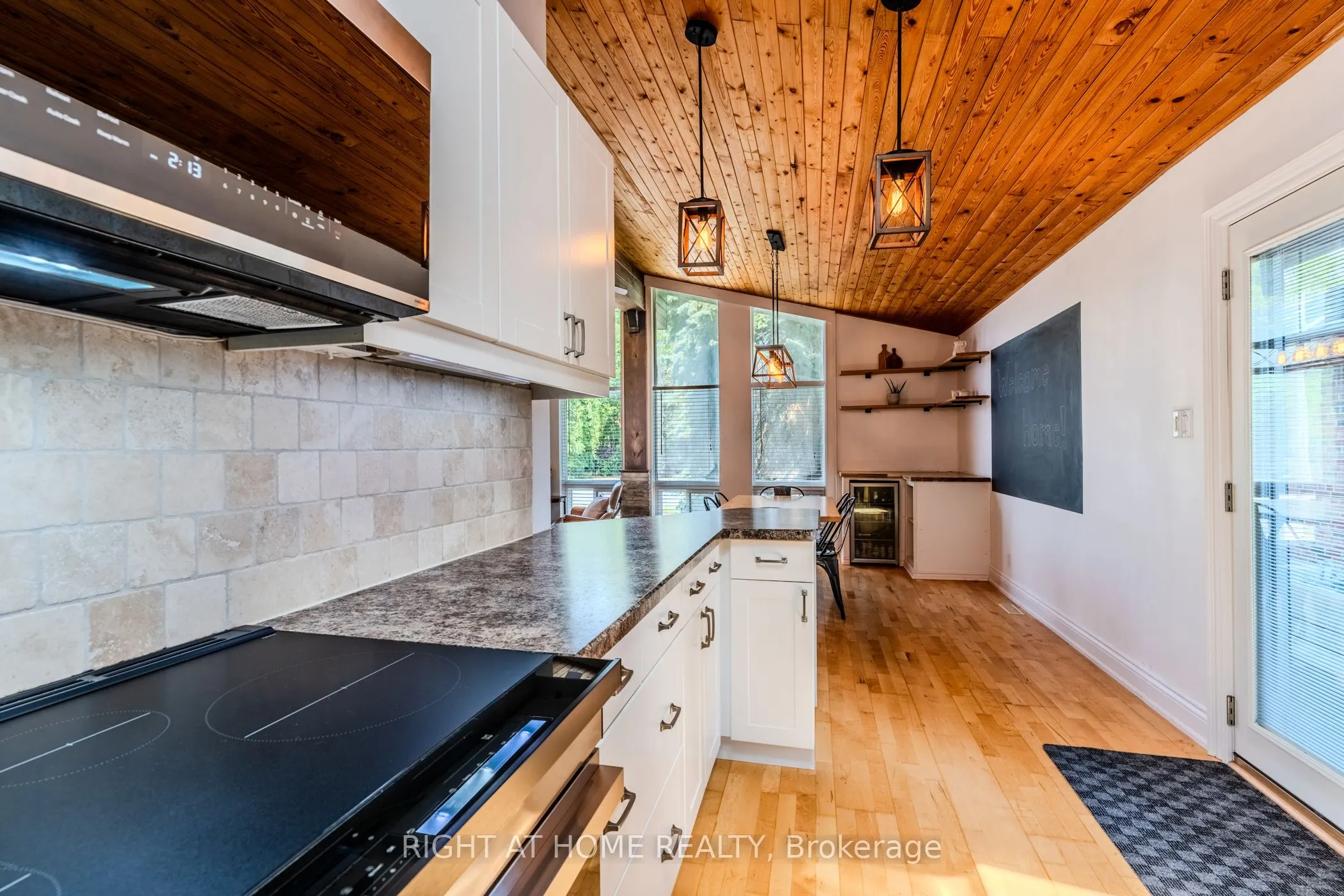 2 Prince Charles Drive