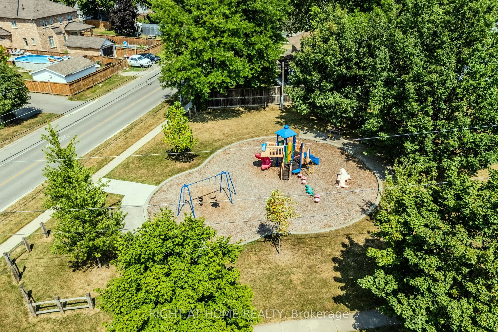 2 Prince Charles Drive