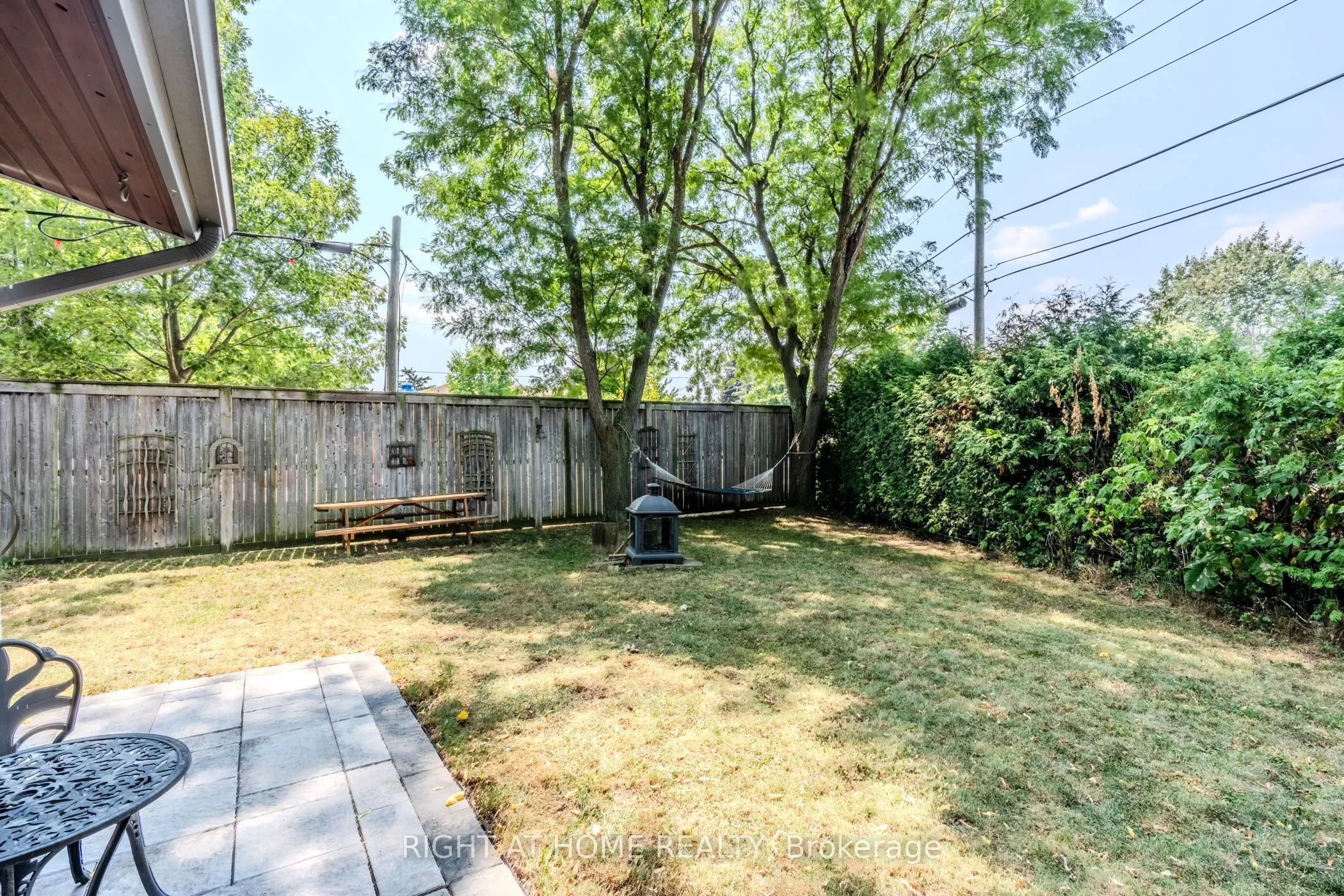 2 Prince Charles Drive