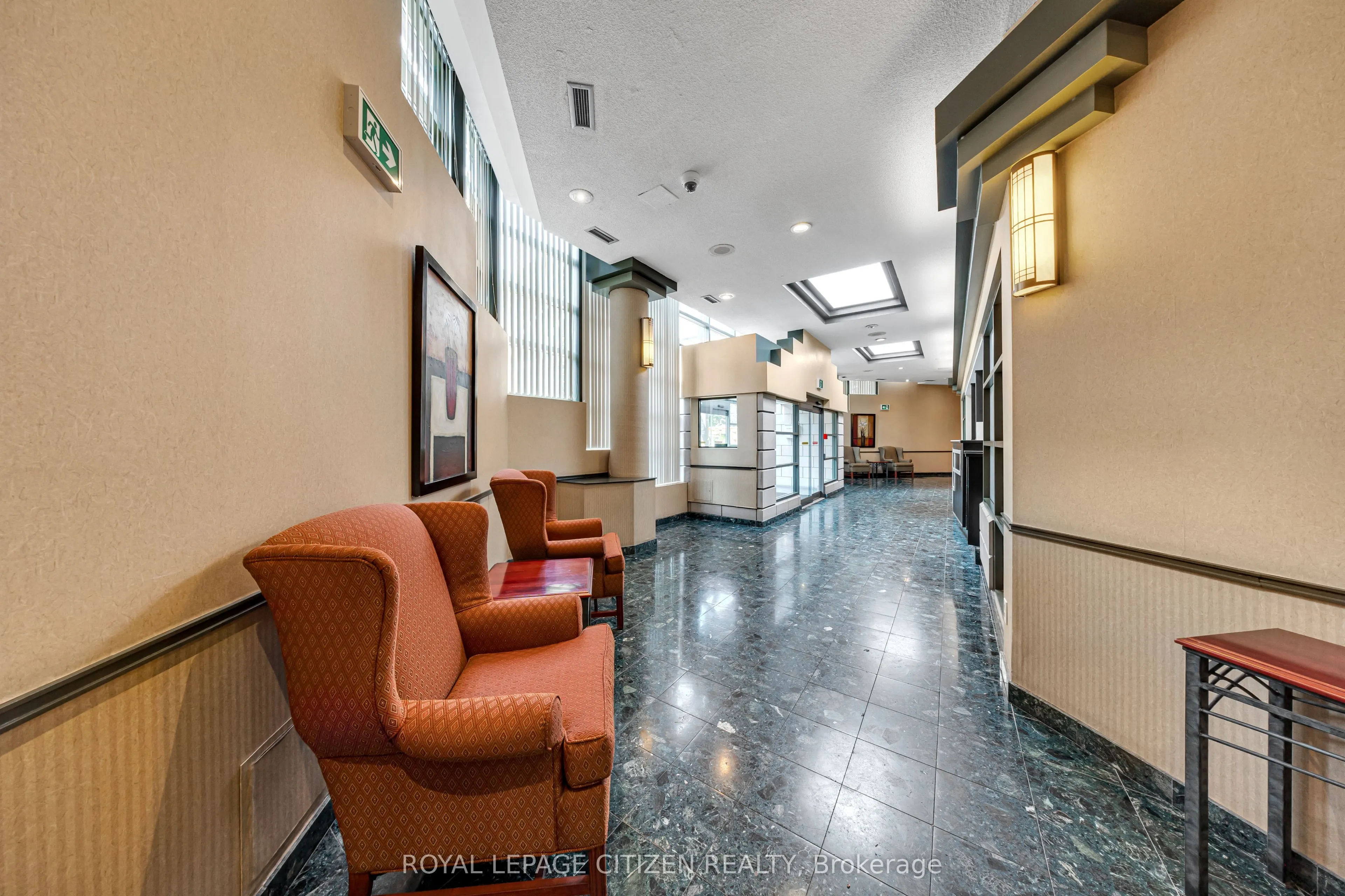 4205 Shipp Drive, #301