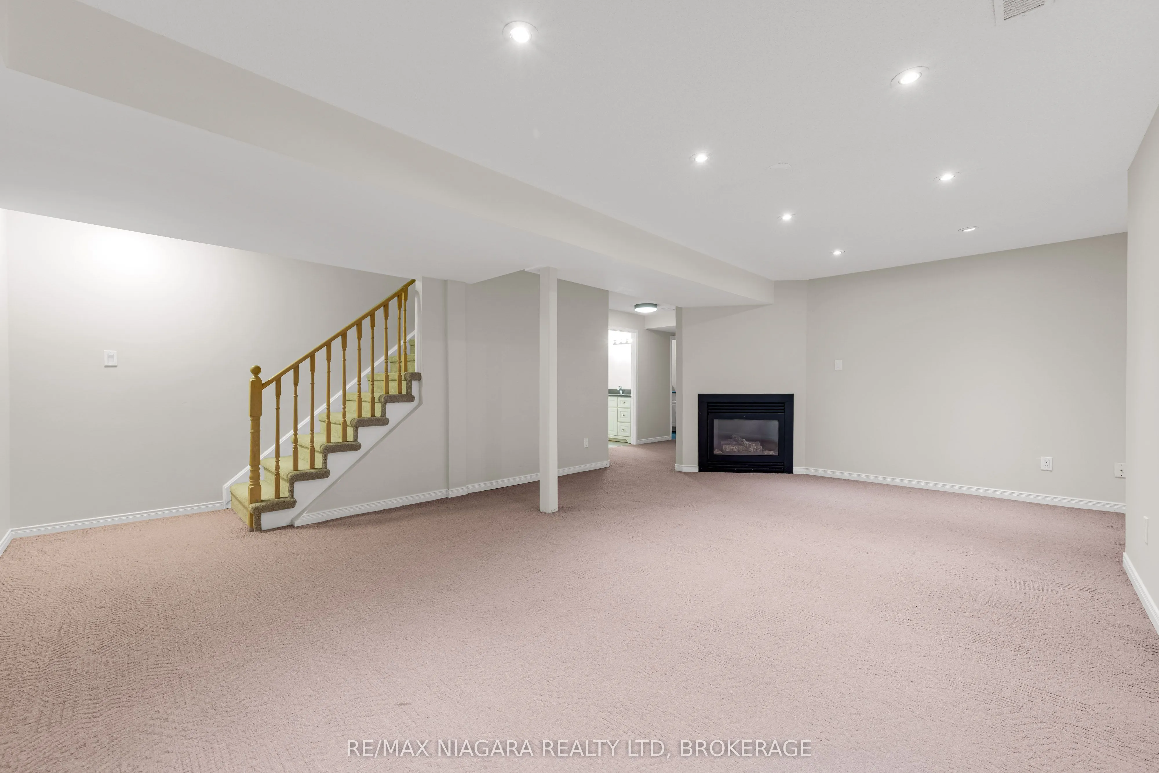 3333 New Street, #34