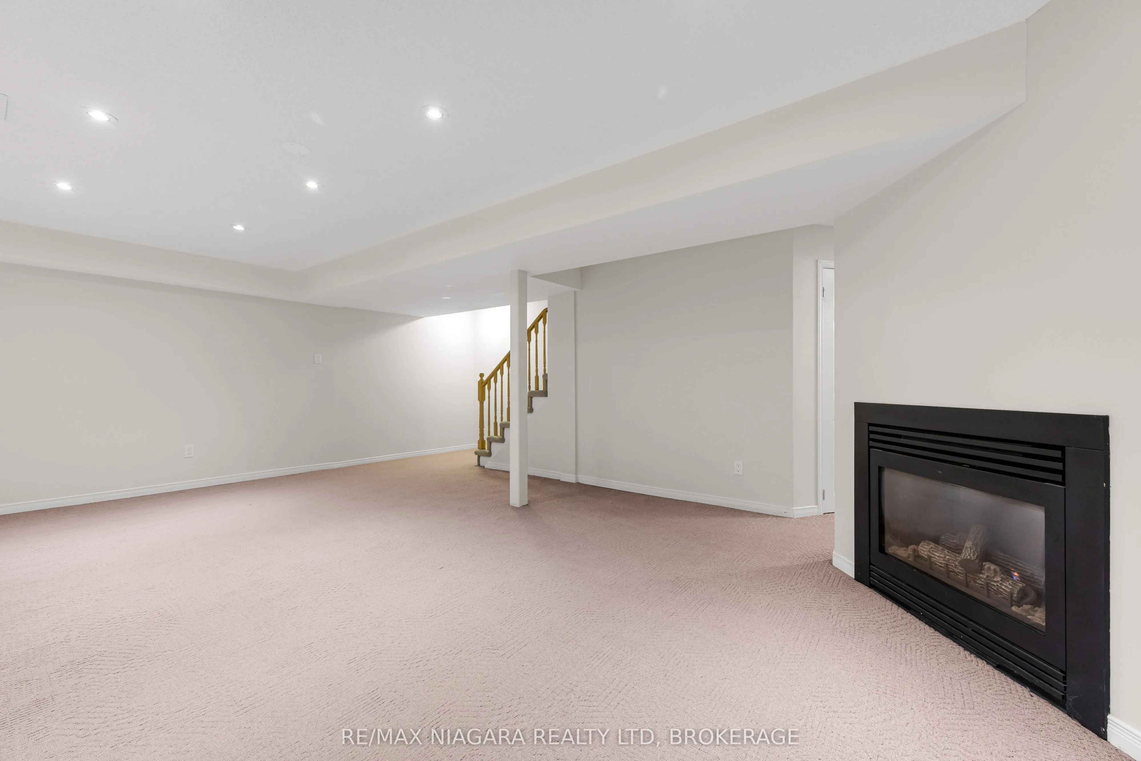 3333 New Street, #34