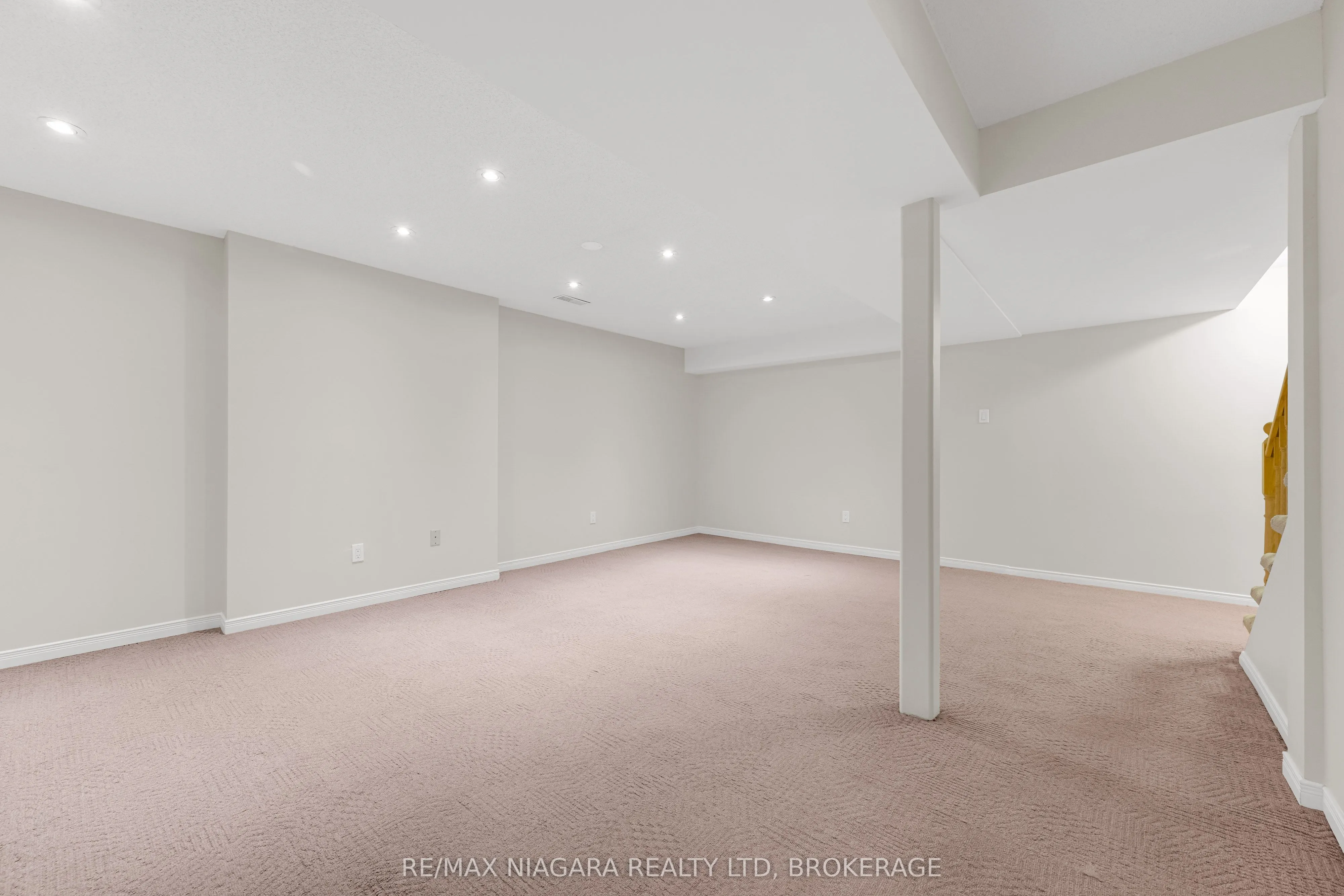 3333 New Street, #34