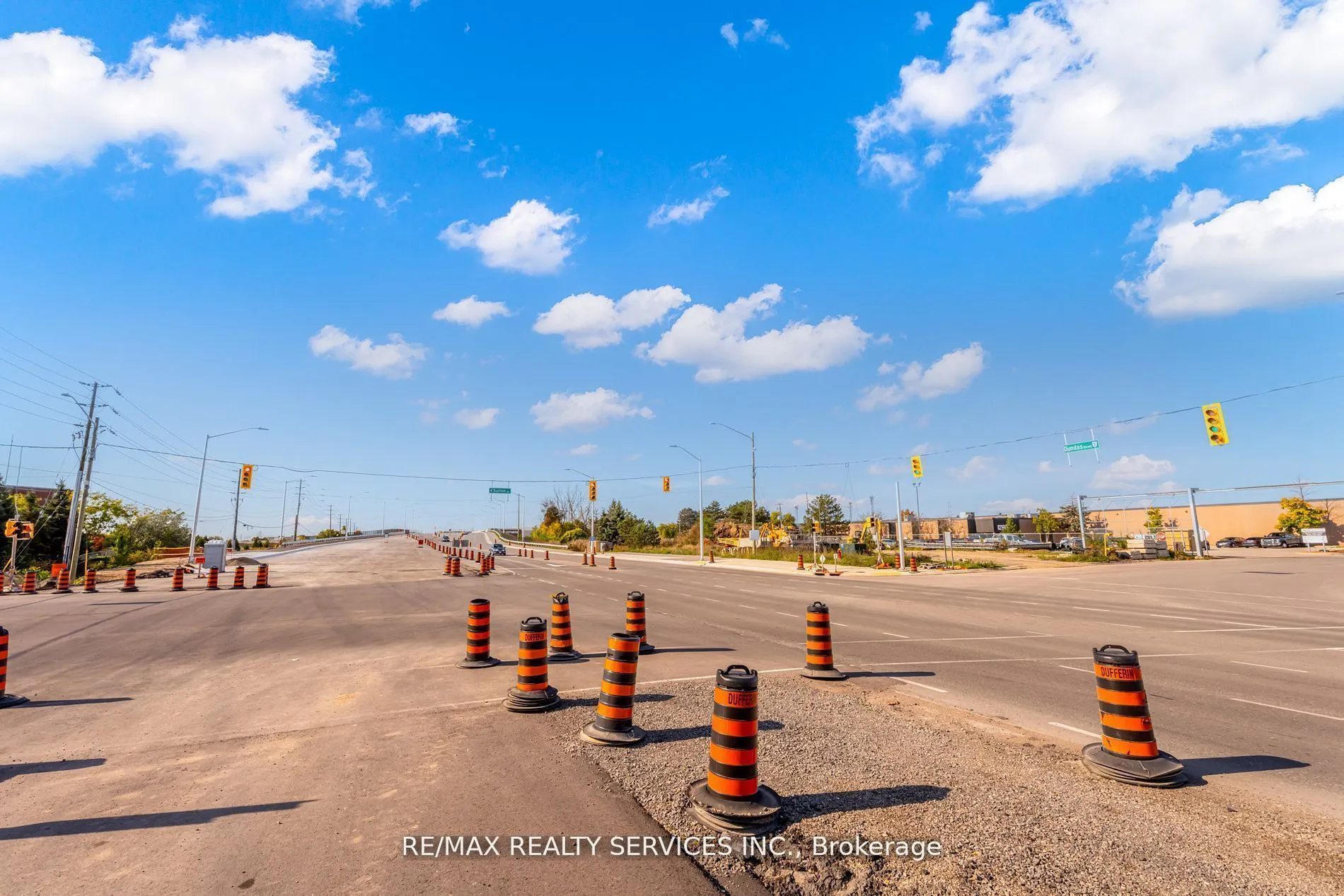 5220 Dundas Street, #1