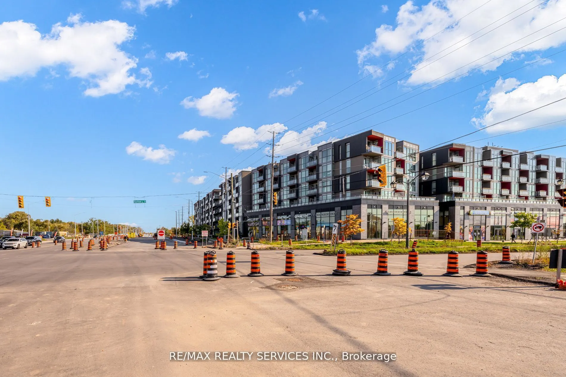 5220 Dundas Street, #1B