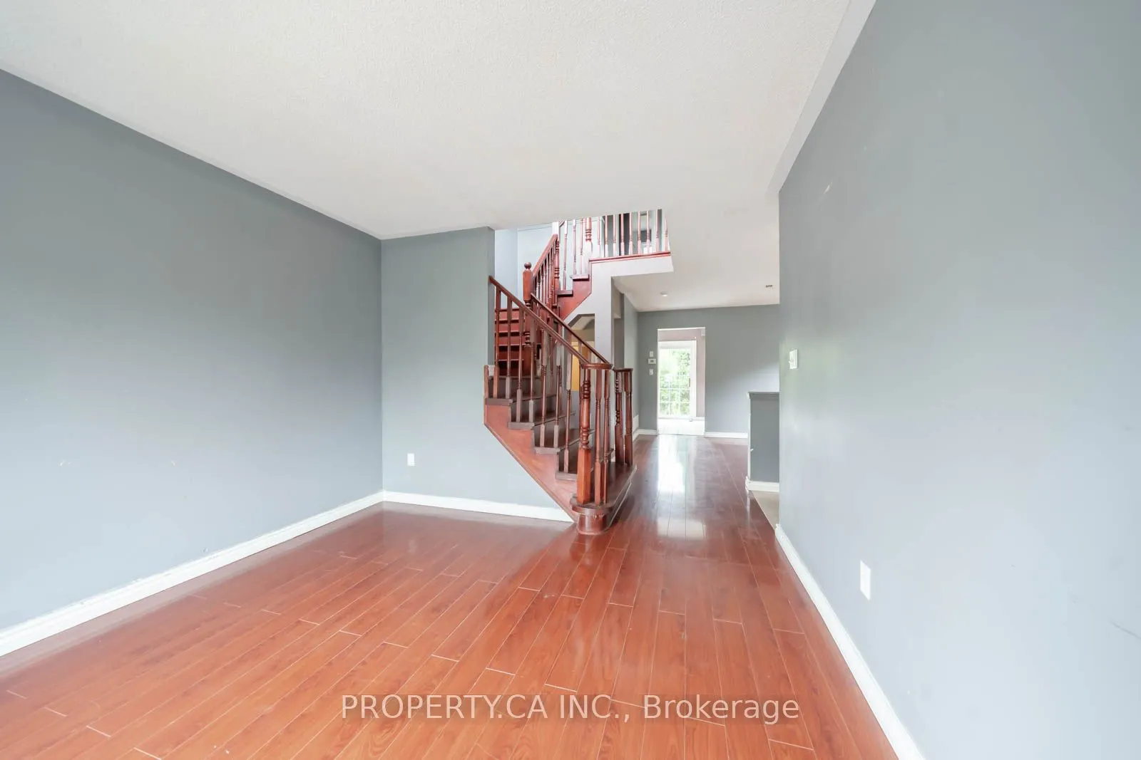 16 Fidelity Avenue