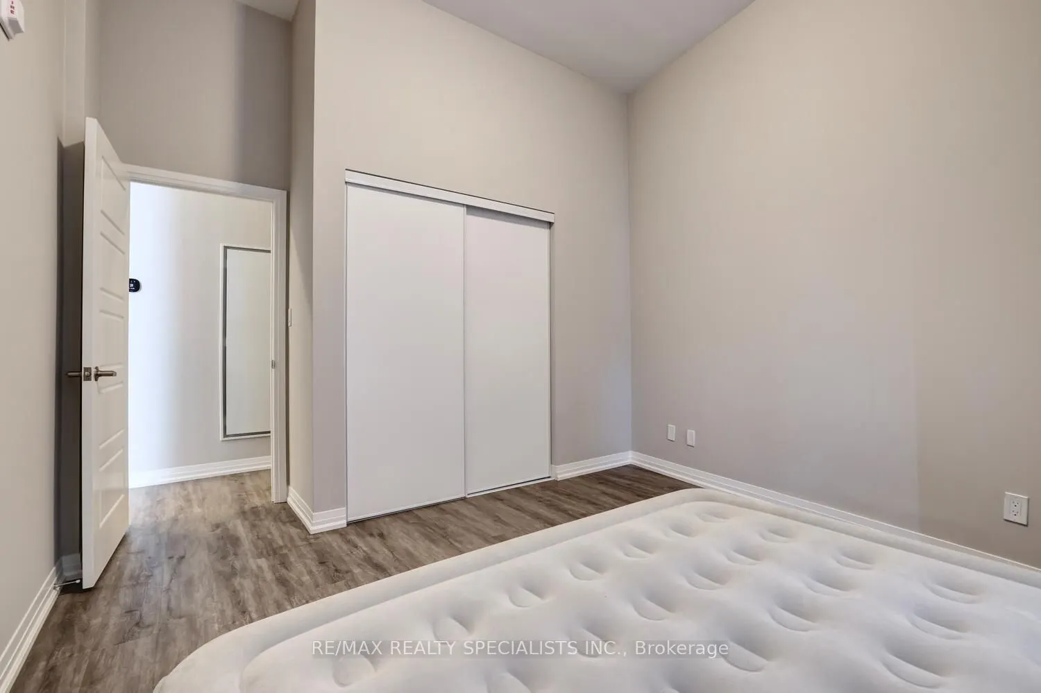 3265 Carding Mill Trail, #101