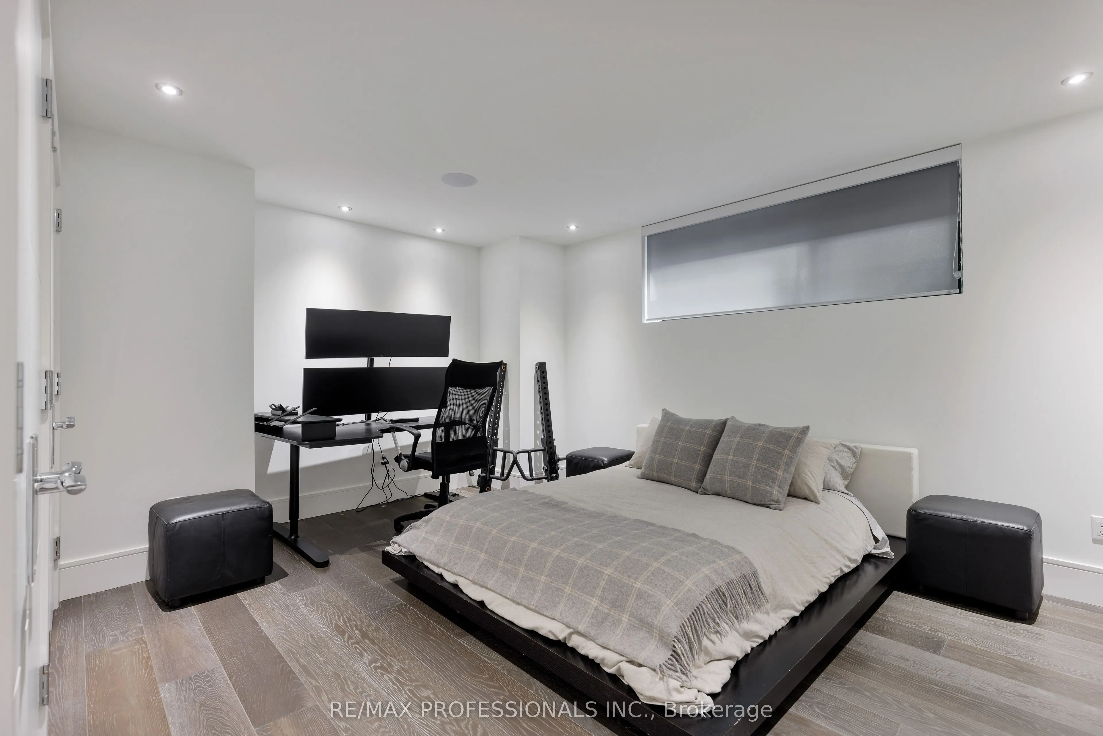 7 Ashley Park Road
